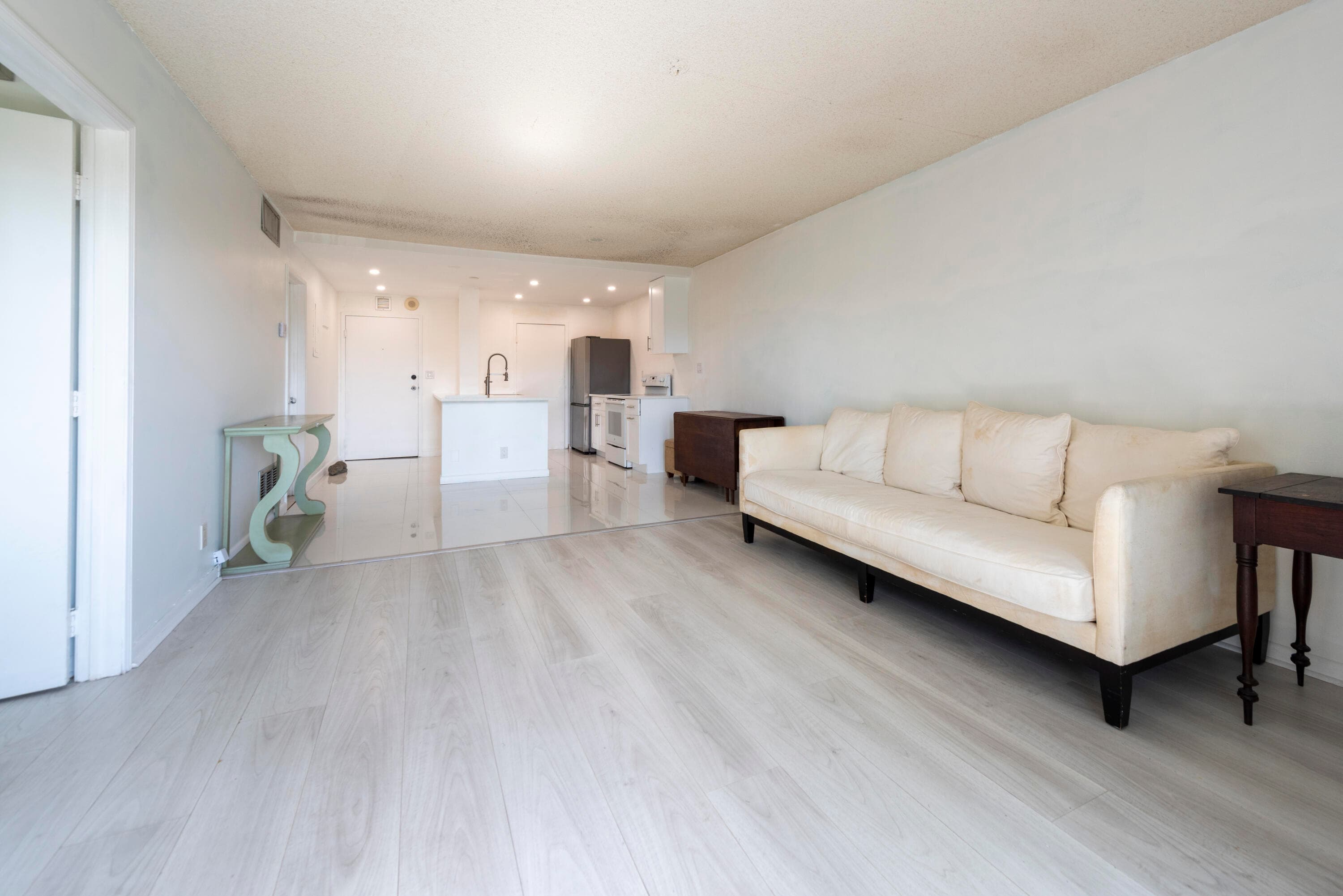 900 NE 18th Avenue 408, Fort Lauderdale, FL 33304 — photo 8 of 21