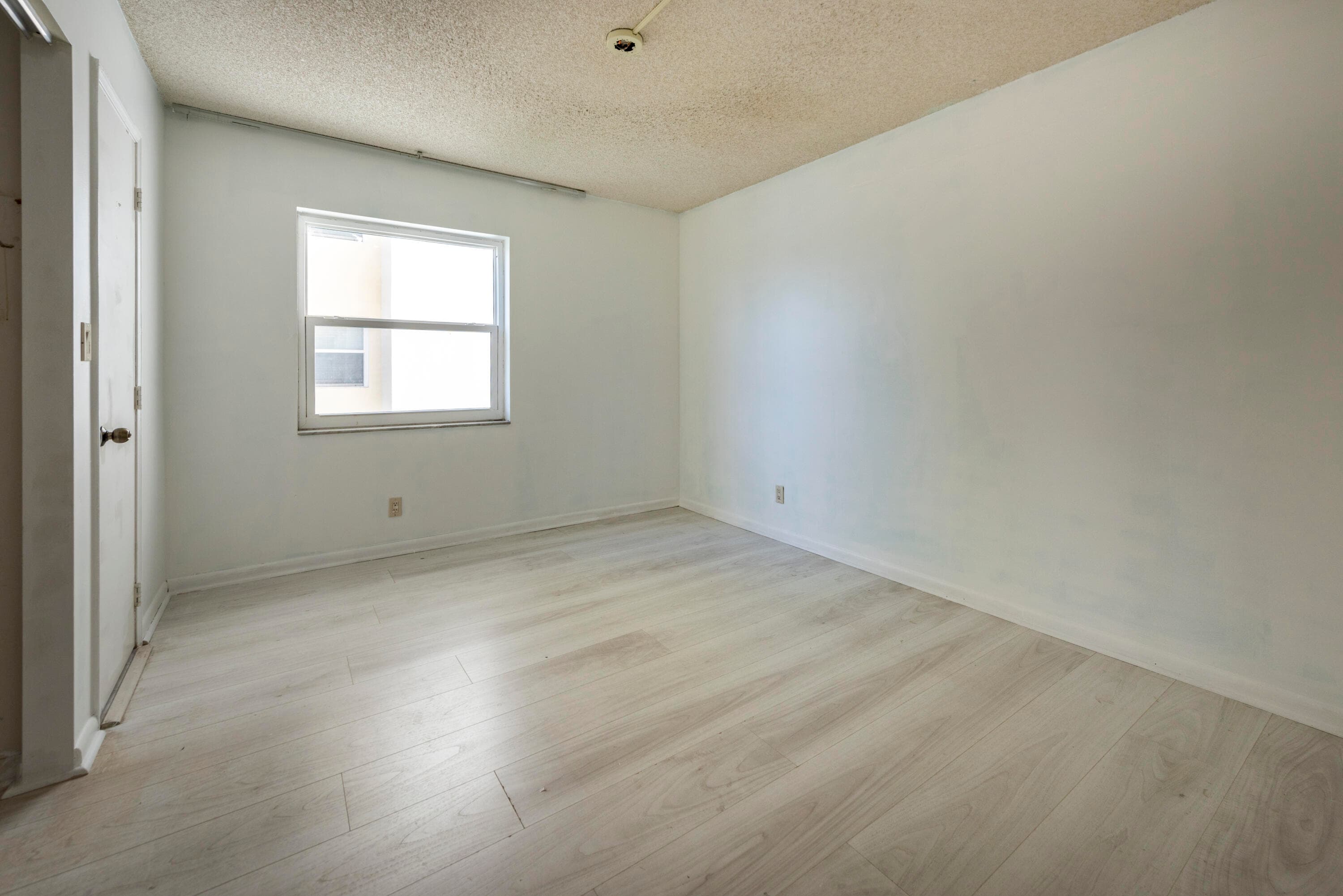 900 NE 18th Avenue 408, Fort Lauderdale, FL 33304 — photo 13 of 21