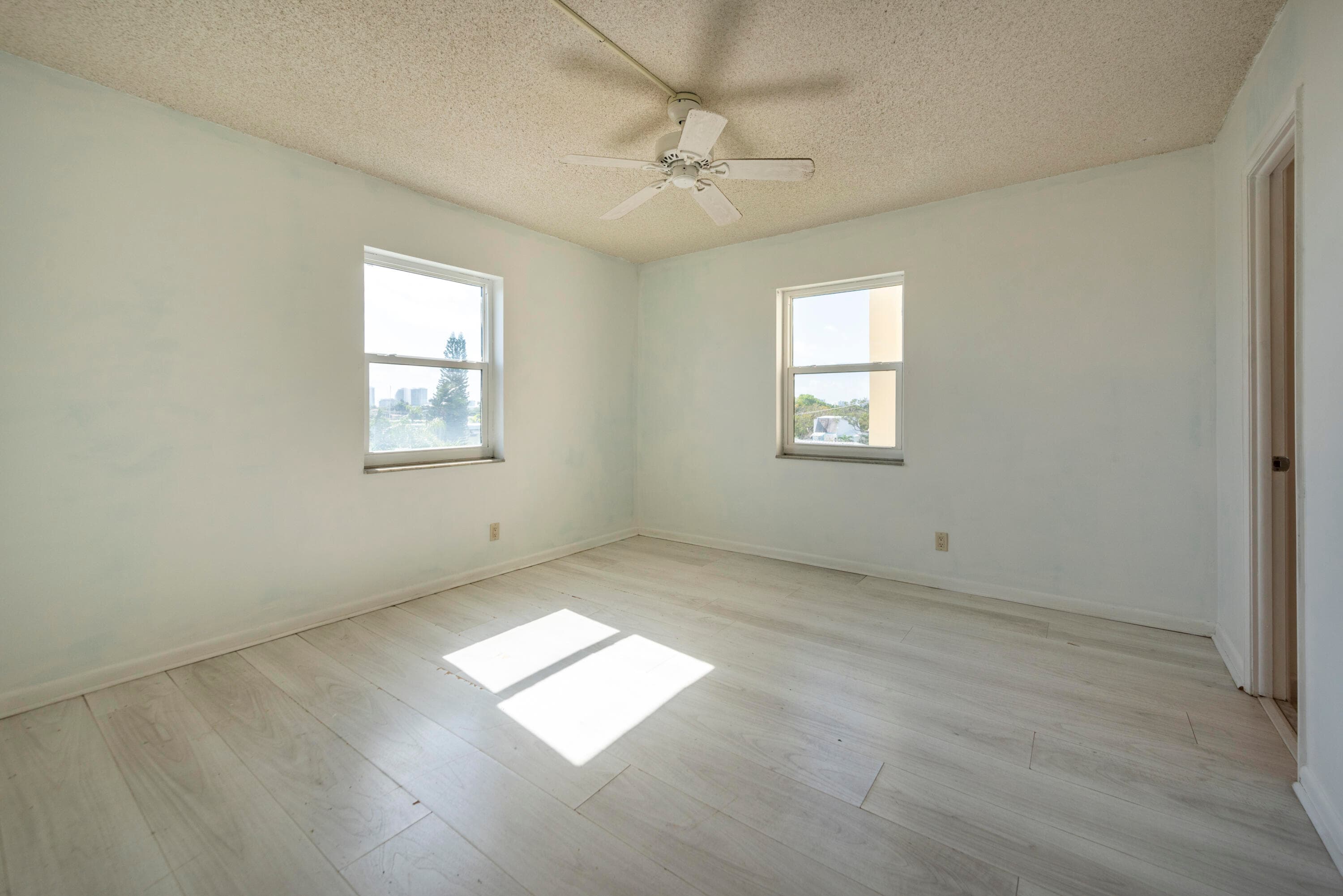 900 NE 18th Avenue 408, Fort Lauderdale, FL 33304 — photo 11 of 21