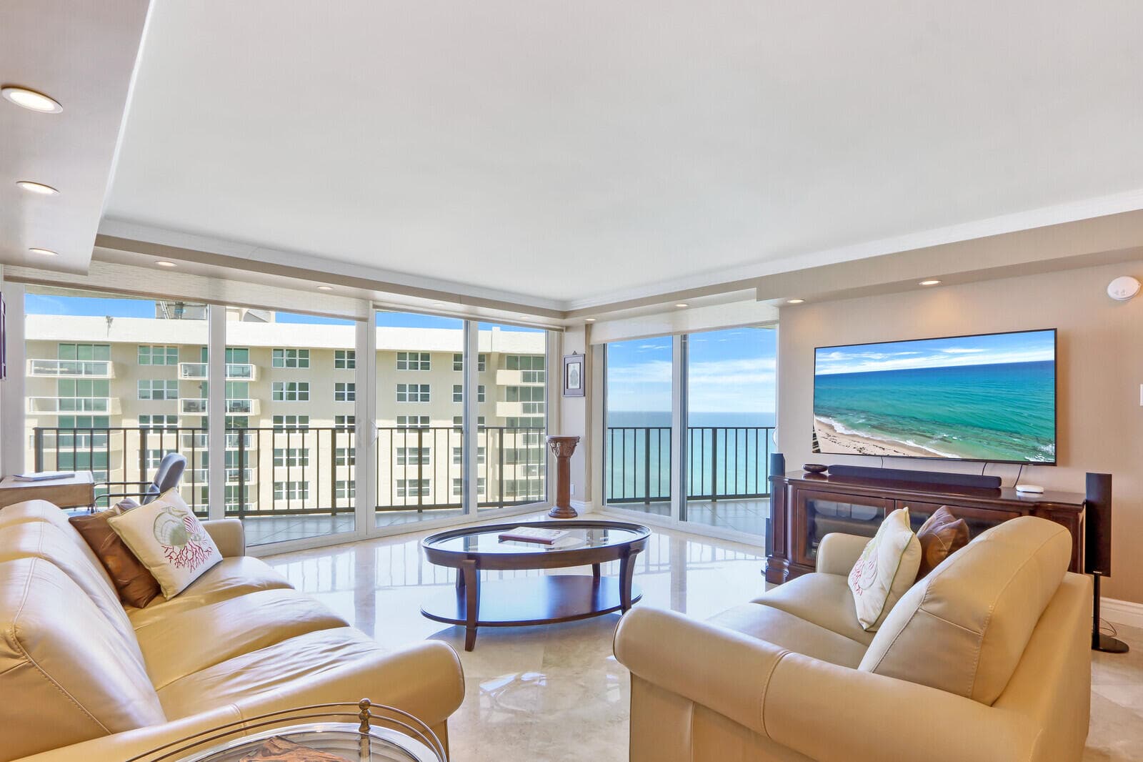 5420 N Ocean Drive 1703, Singer Island, FL 33404 — photo