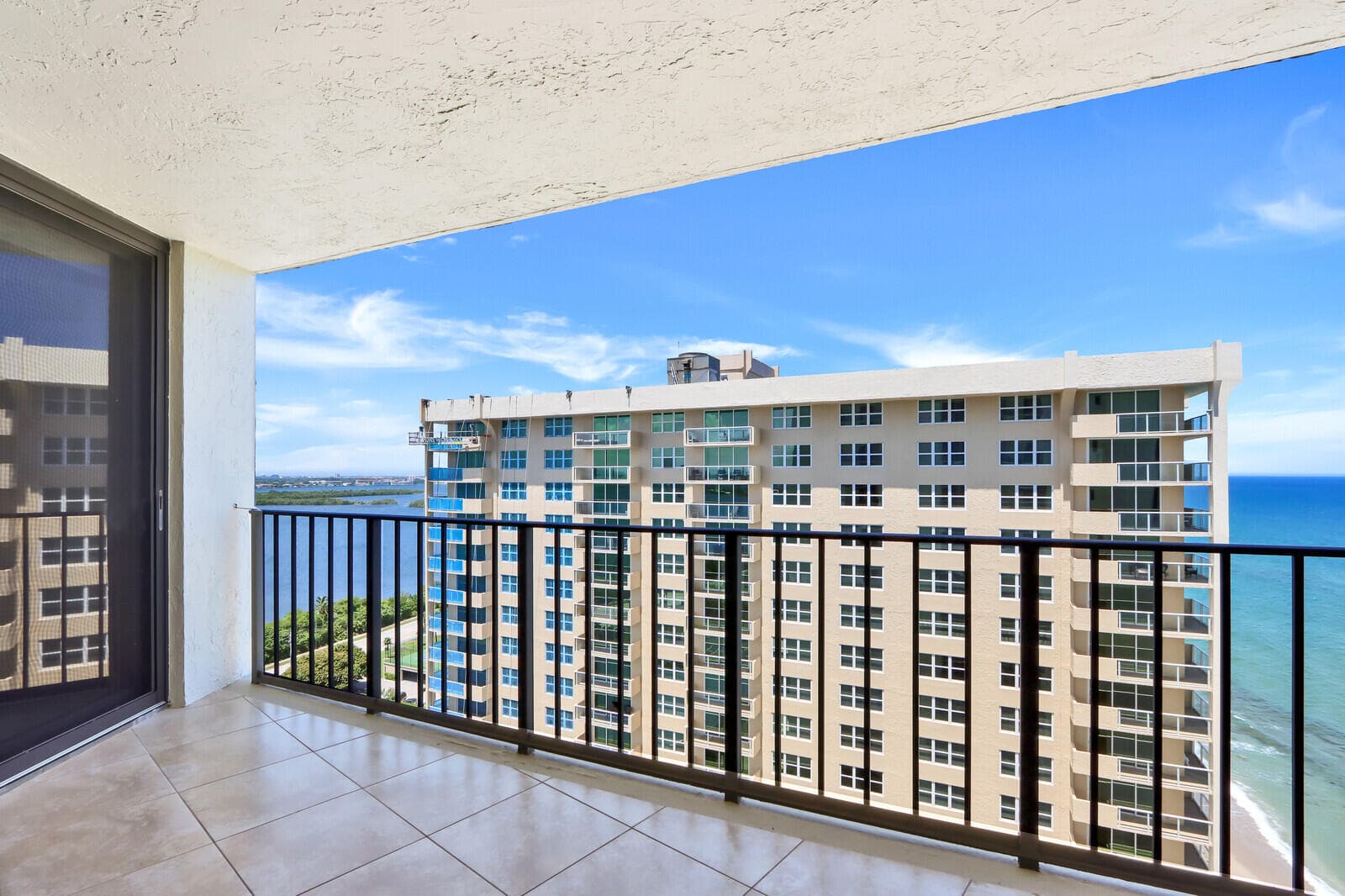 5420 N Ocean Drive 1703, Singer Island, FL 33404 — photo 2 of 33