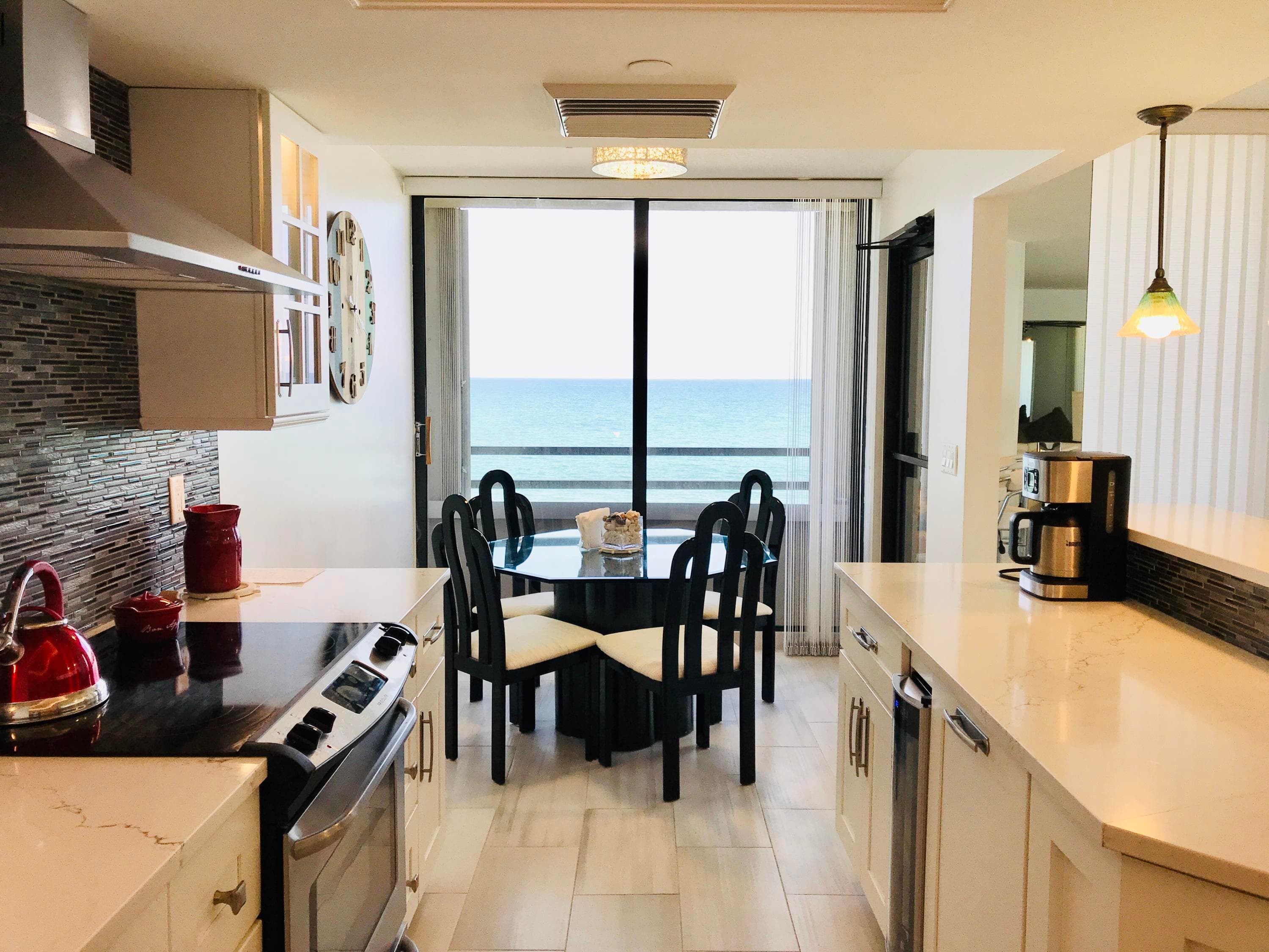 3560 S Ocean Boulevard 301, South Palm Beach, FL 33480 — photo 15 of 31