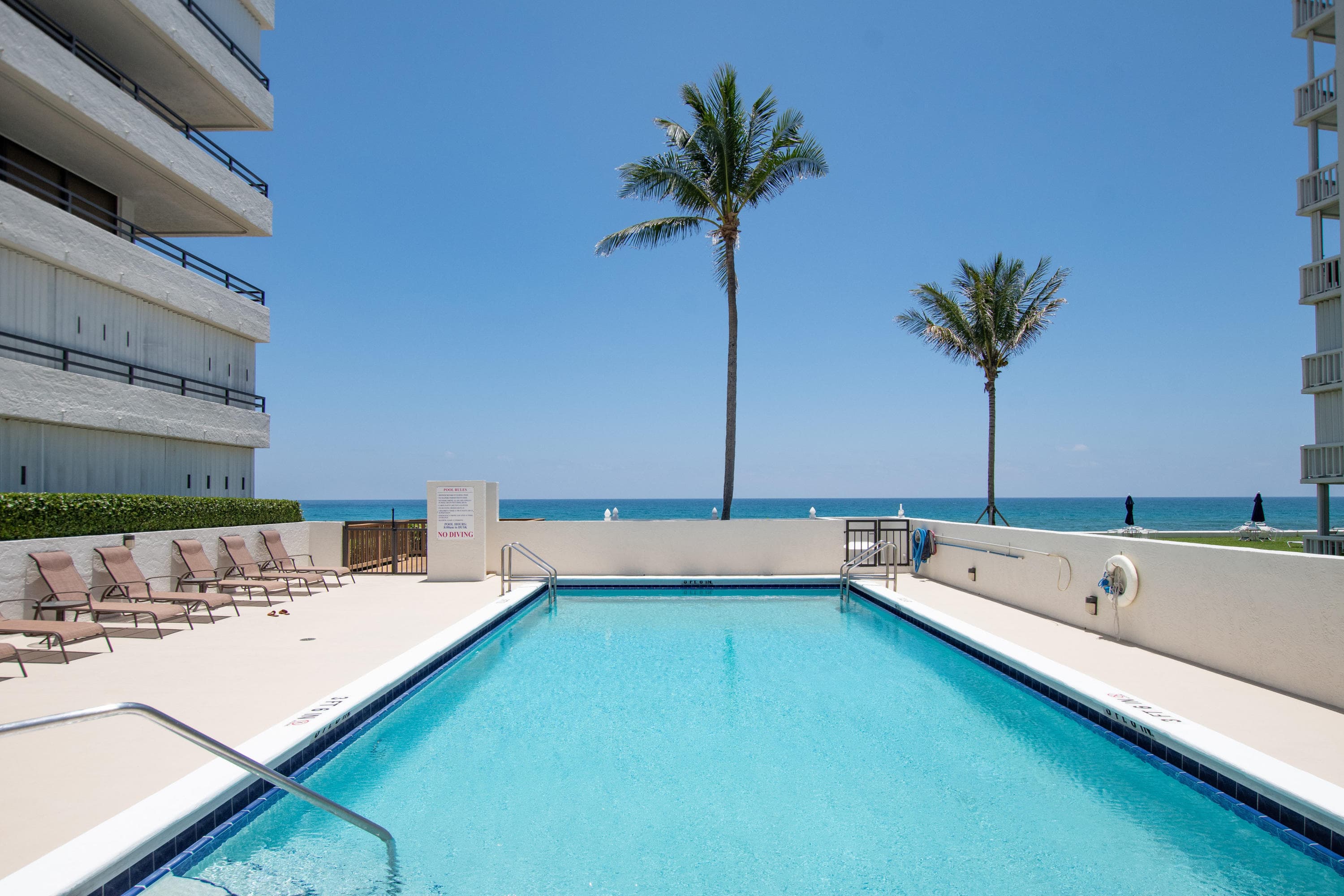3560 S Ocean Boulevard 301, South Palm Beach, FL 33480 — photo 25 of 31