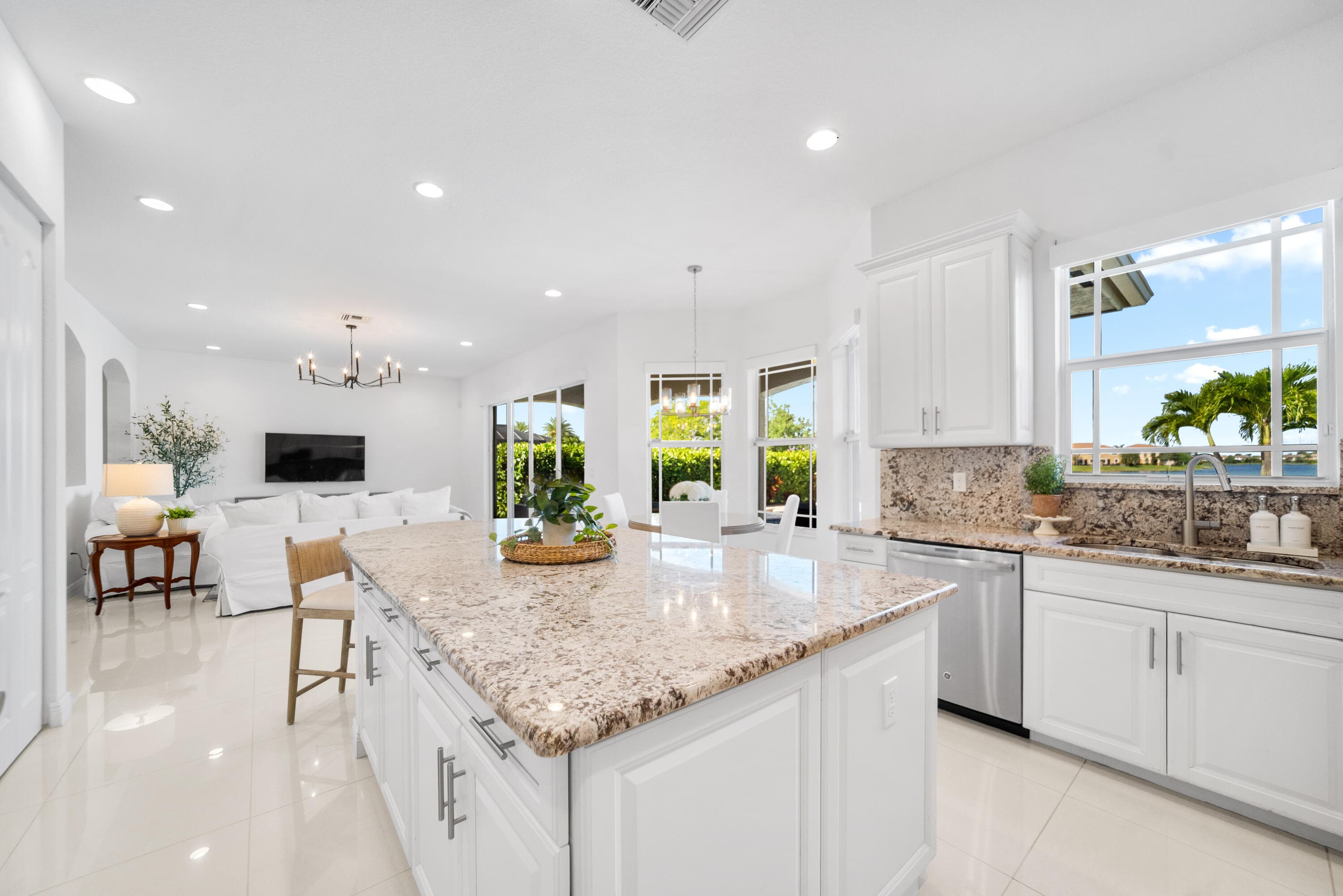 8541 Miralago Way, Parkland, FL 33076 — photo 19 of 100