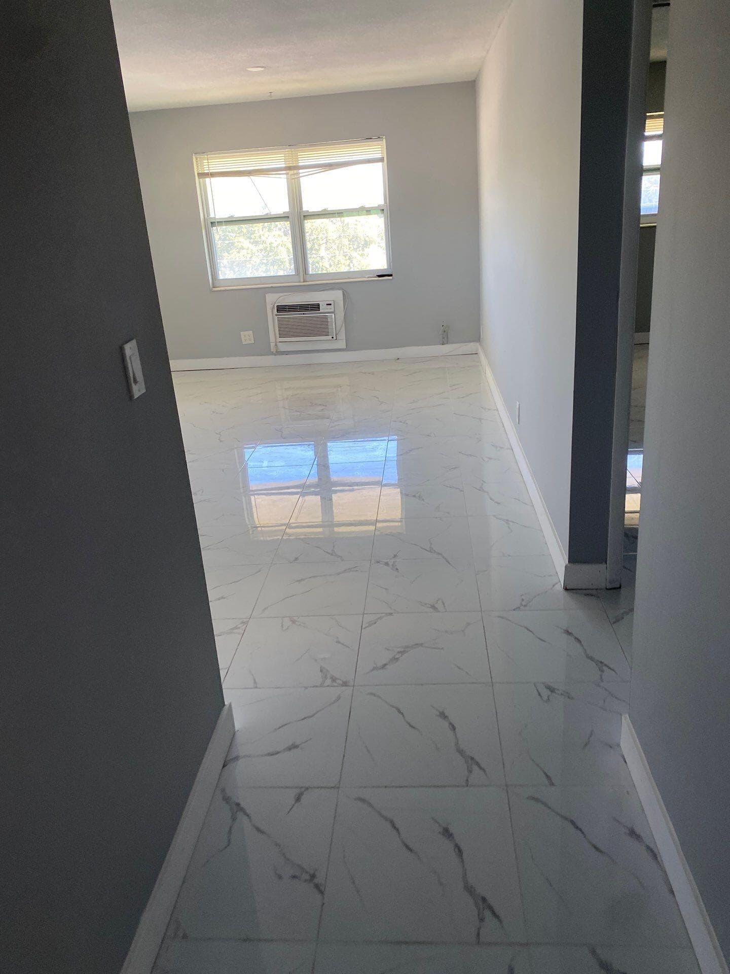 1150 E Sample Road 302, Pompano Beach, FL 33064 — photo 2 of 3