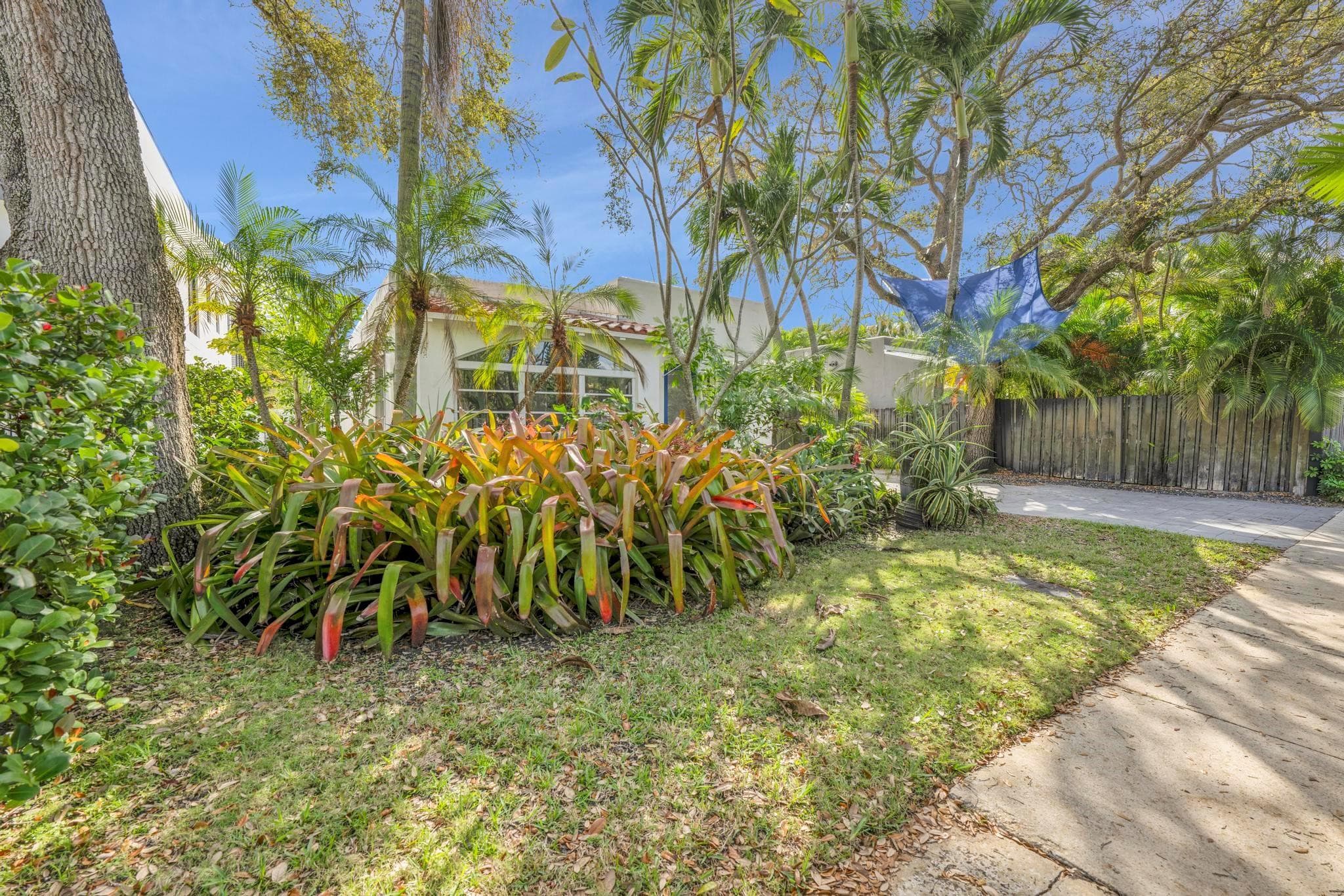 1004 NE 3rd Street, Fort Lauderdale, FL 33301 — photo 3 of 24
