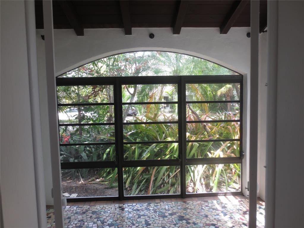1004 NE 3rd Street, Fort Lauderdale, FL 33301 — photo 20 of 24