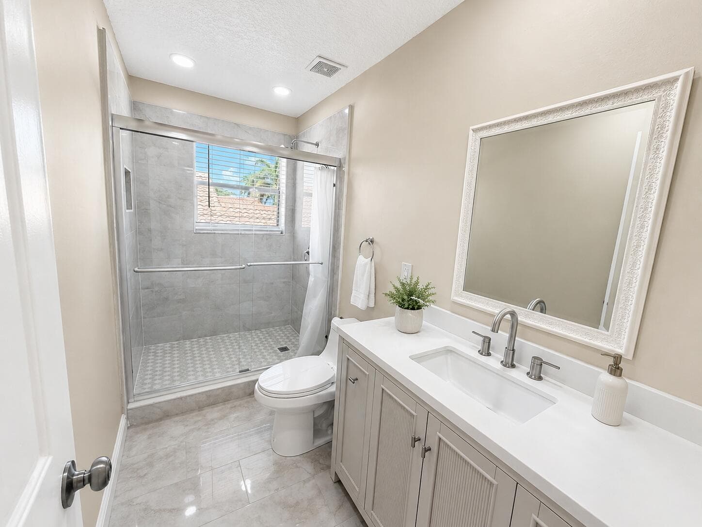 740 SW 191st Avenue, Pembroke Pines, FL 33029 — photo 25 of 28