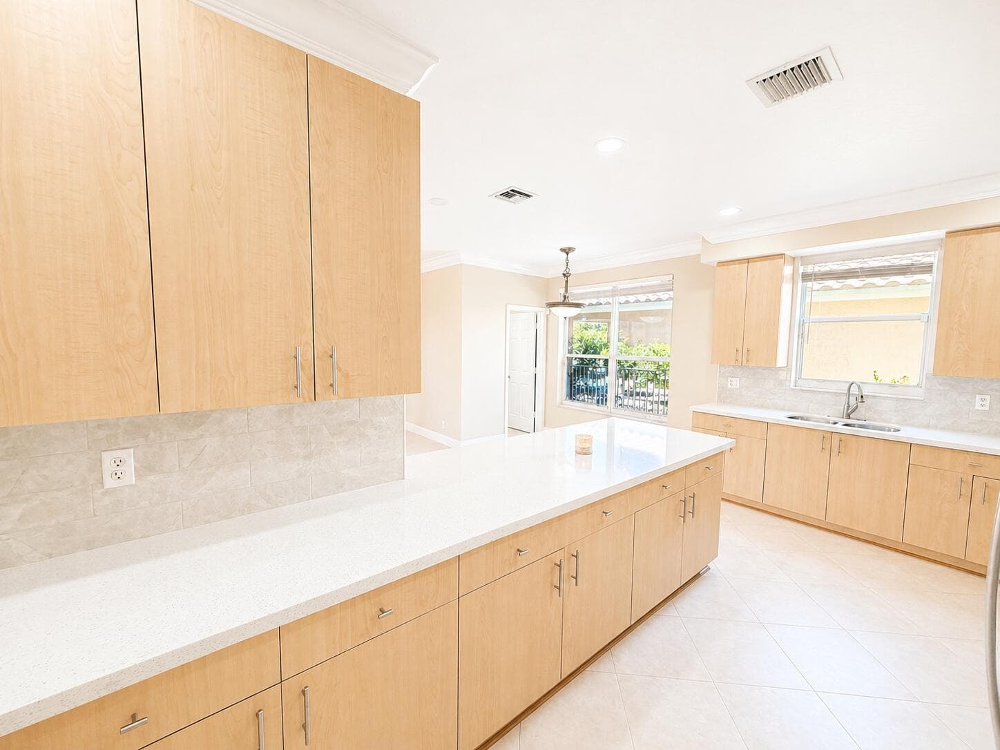 740 SW 191st Avenue, Pembroke Pines, FL 33029 — photo 5 of 28