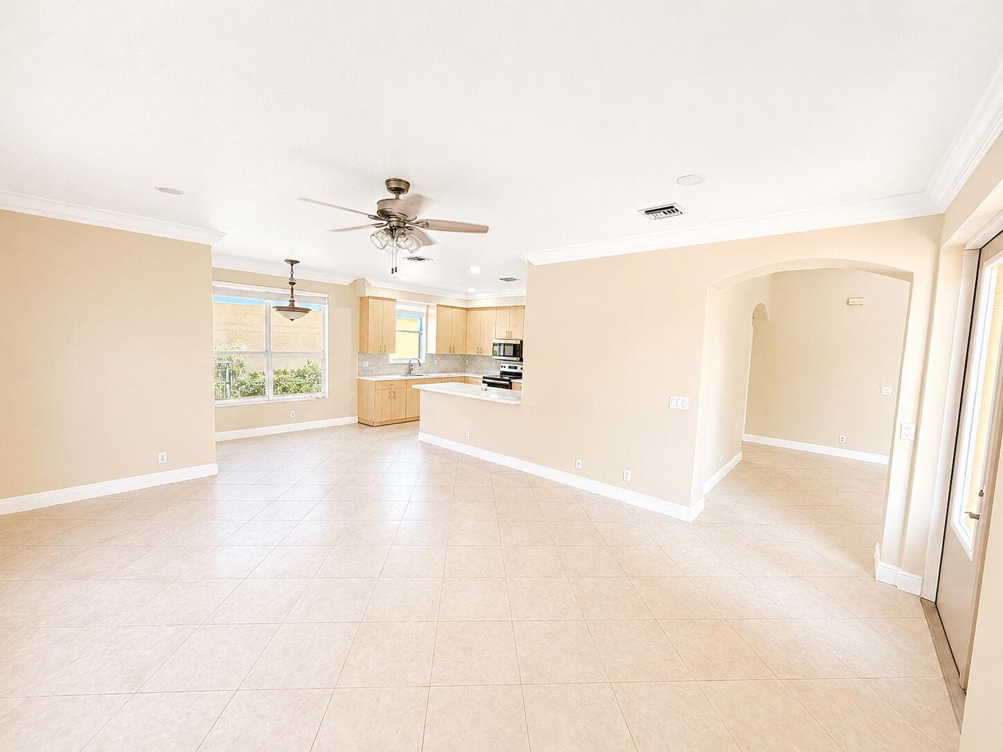 740 SW 191st Avenue, Pembroke Pines, FL 33029 — photo 10 of 28