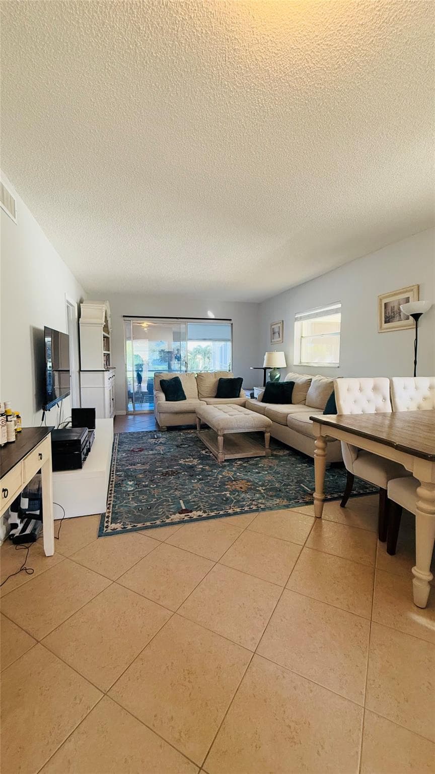 4200 Crystal Lake Drive 210, Pompano Beach, FL 33064 — photo 4 of 36