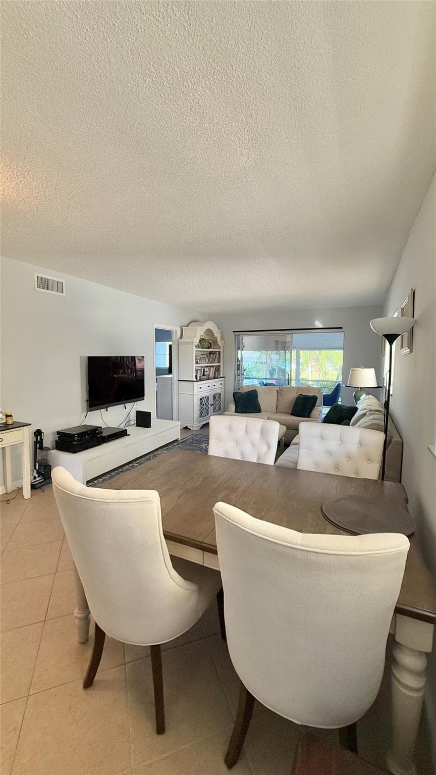 4200 Crystal Lake Drive 210, Pompano Beach, FL 33064 — photo 5 of 36