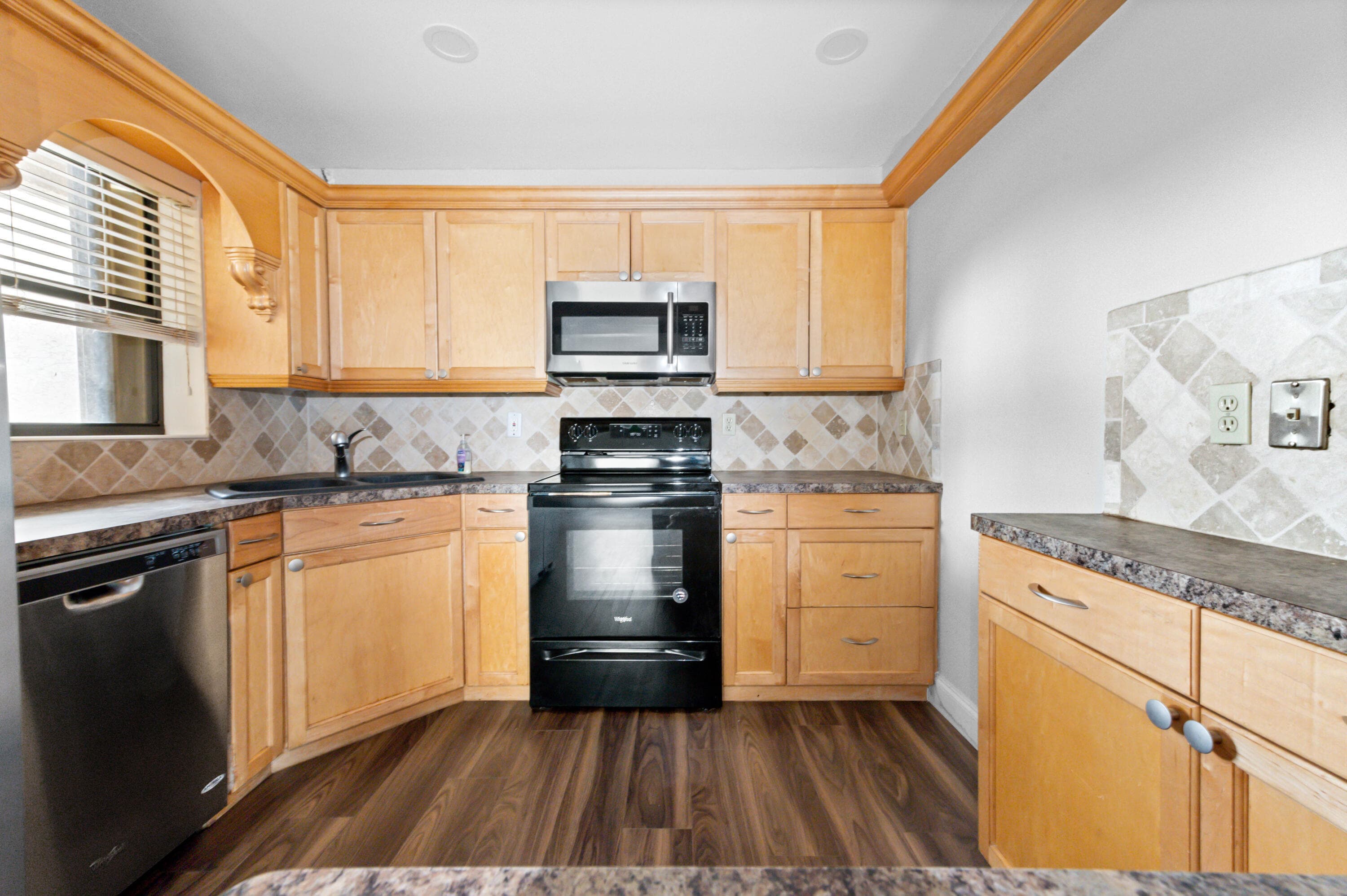 3757 Cocoplum Circle 3567, Coconut Creek, FL 33063 — photo 8 of 23