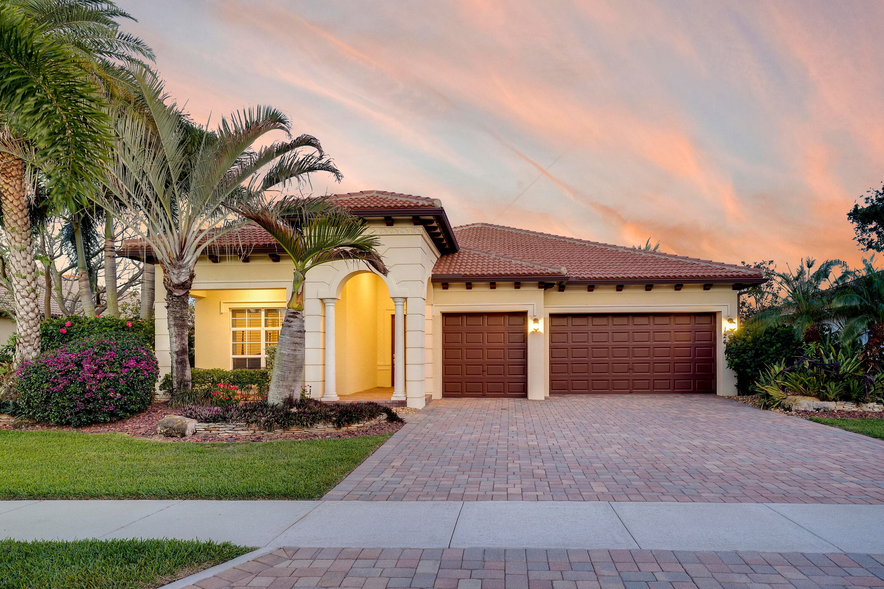 124 Casa Circle, Jupiter, FL 33458 — photo 2 of 87