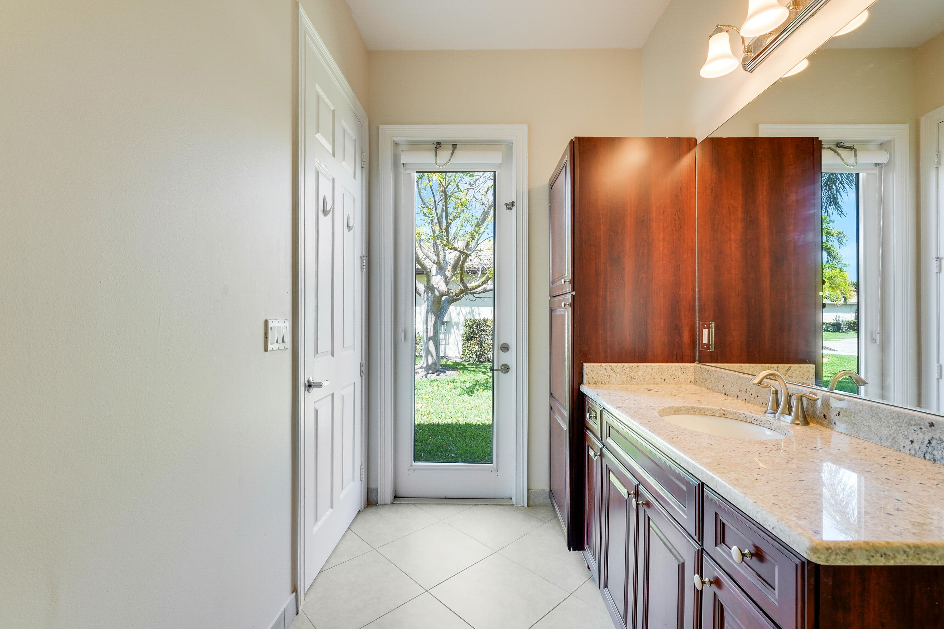 124 Casa Circle, Jupiter, FL 33458 — photo 42 of 87