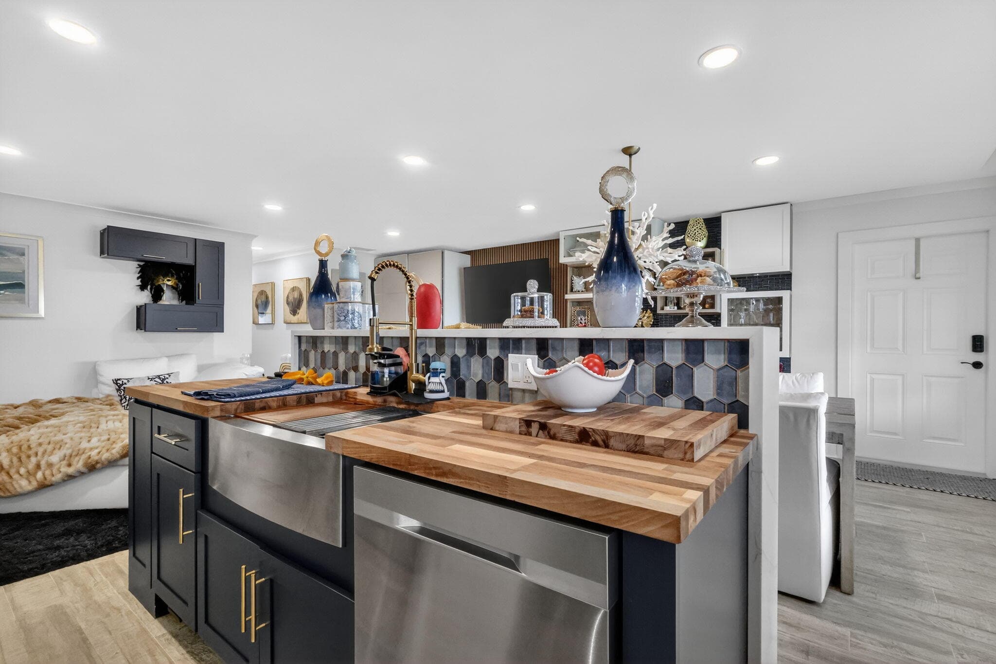 212 High Point Ter W C, Delray Beach, FL 33445 — photo 18 of 34