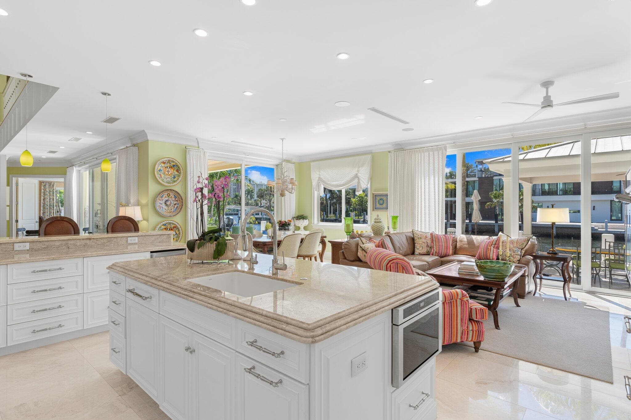 2870 NE 24th Place, Fort Lauderdale, FL 33305 — photo 15 of 89