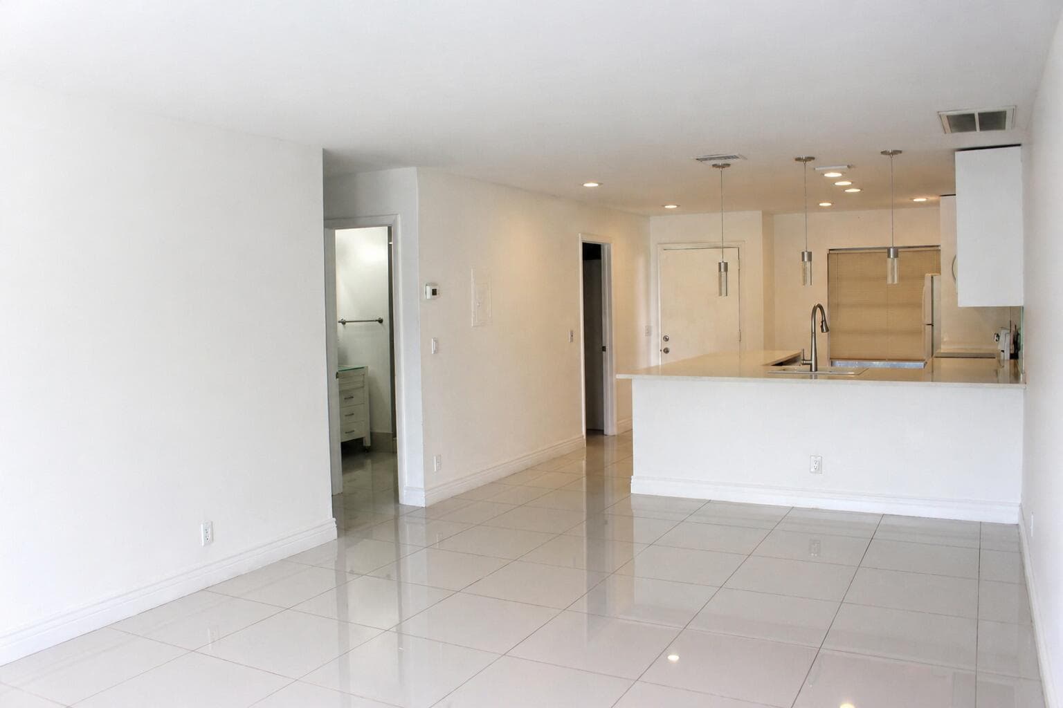 8861 Bella Vista Drive, Boca Raton, FL 33433 — photo 9 of 16