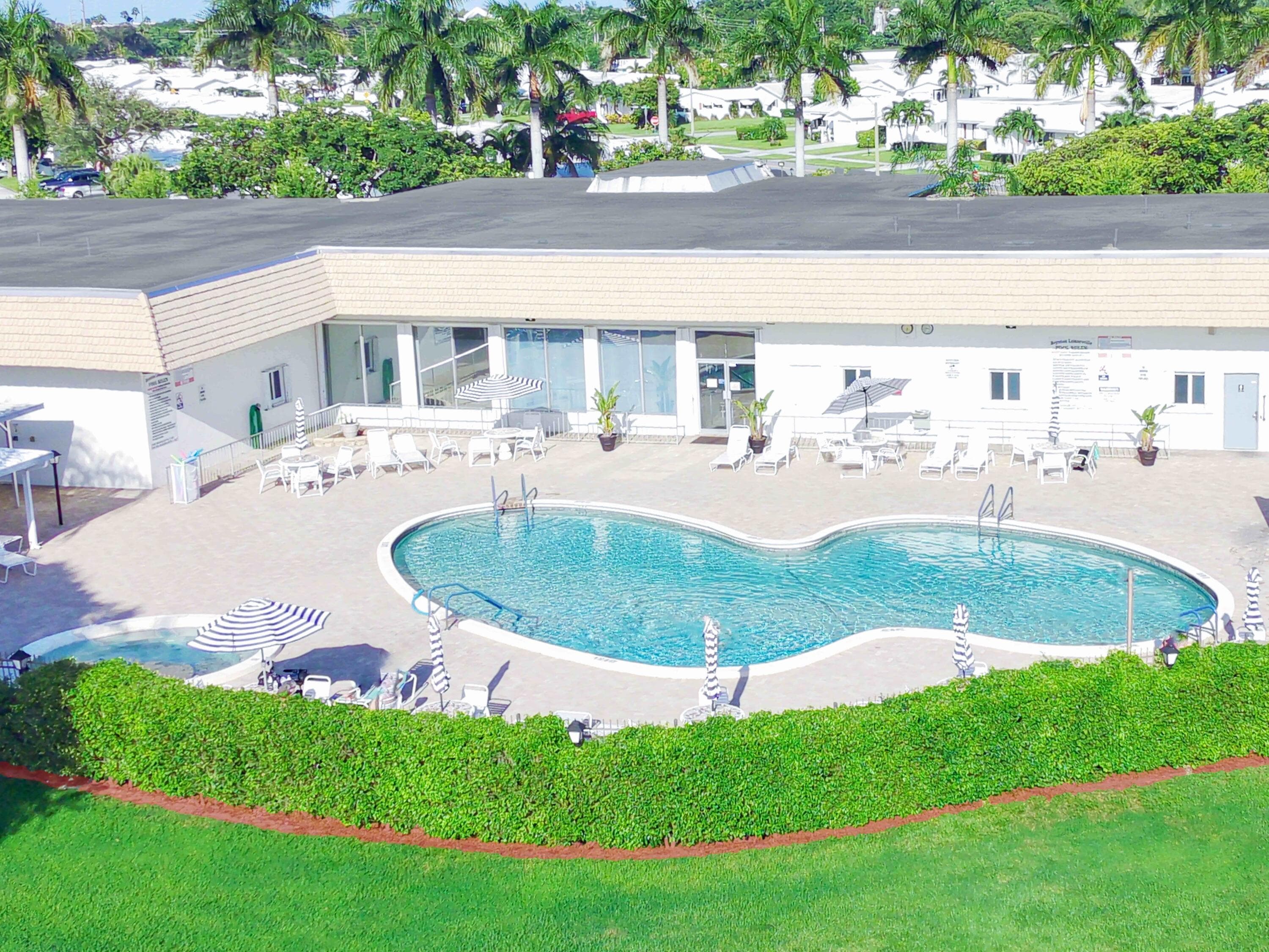 2020 SW 17th Avenue, Boynton Beach, FL 33426 — photo 33 of 36