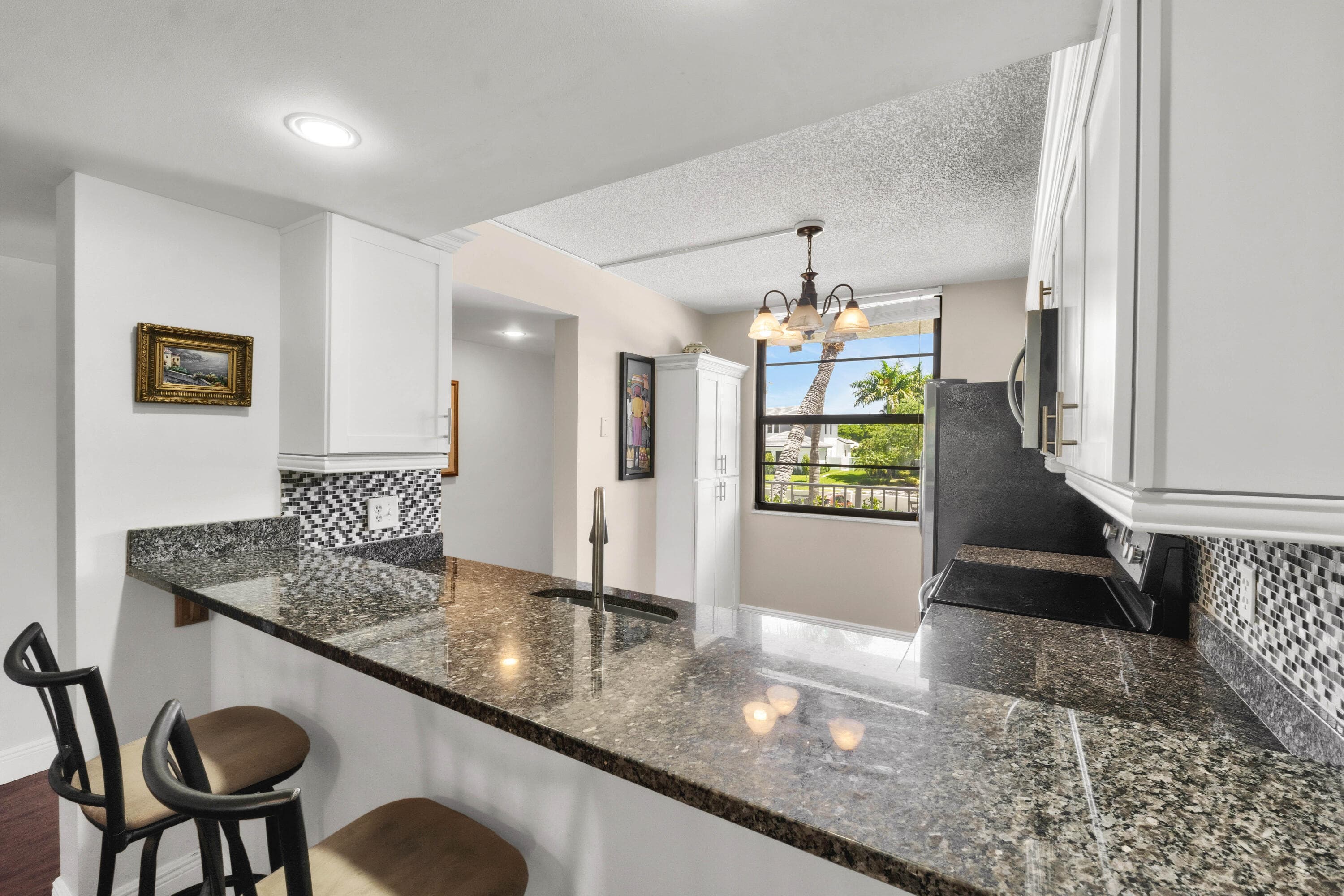 3716 Whitehall Drive 202, West Palm Beach, FL 33401 — photo 11 of 27