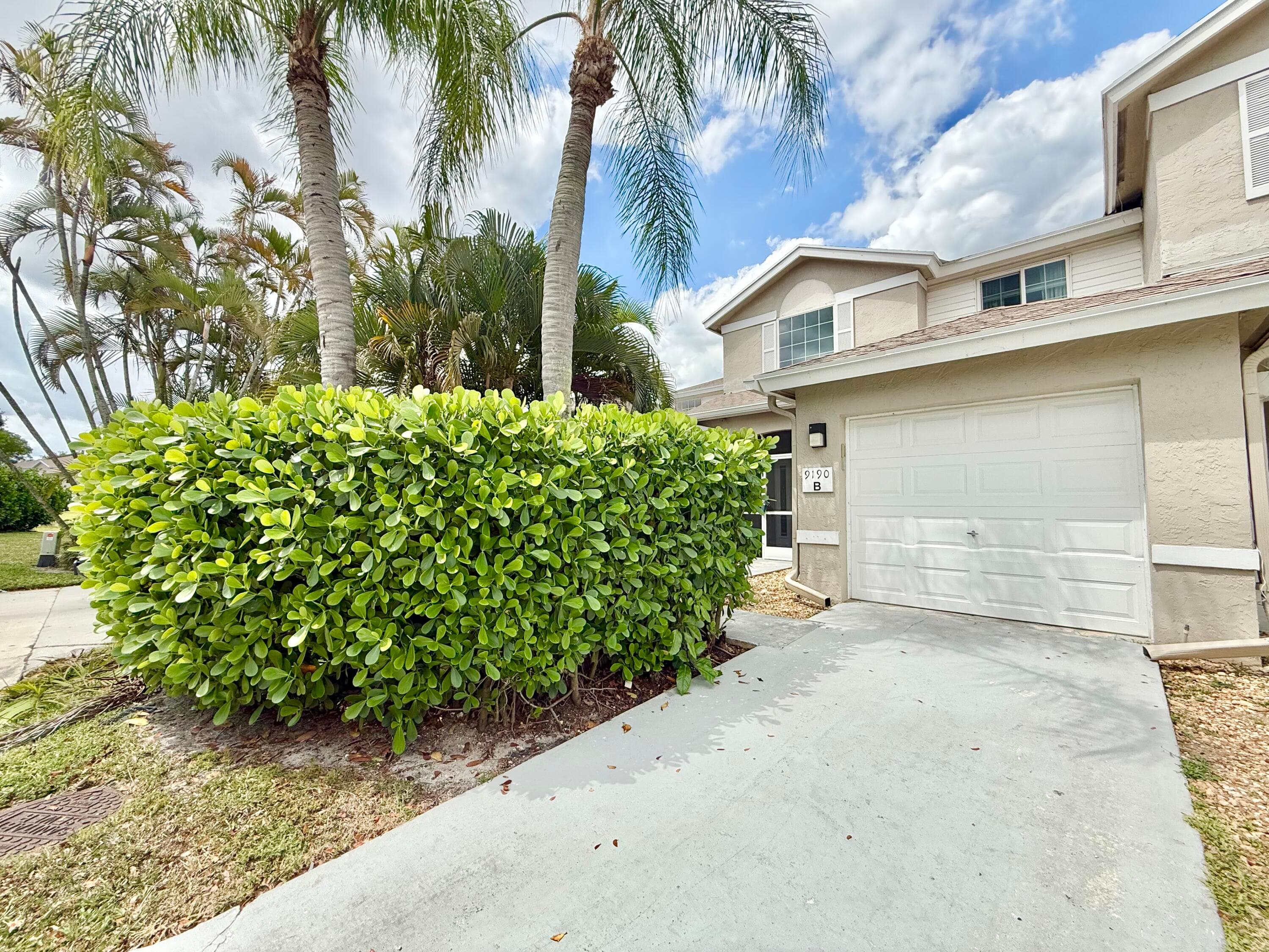 9190 Boca Gardens Parkway B, Boca Raton, FL 33496 — photo 1 of 35