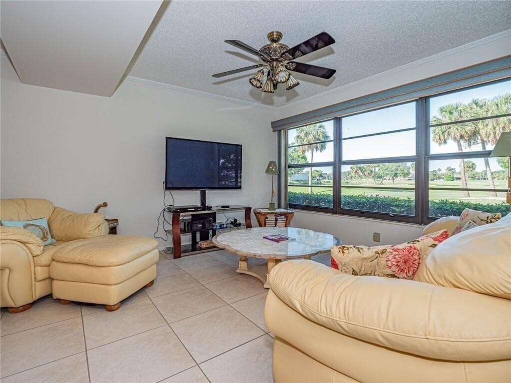32 Plantation Drive 103, Vero Beach, FL 32966 — photo 7 of 30