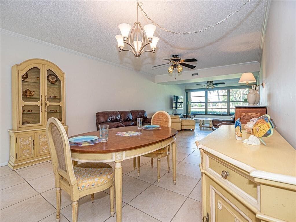 32 Plantation Drive 103, Vero Beach, FL 32966 — photo 13 of 30