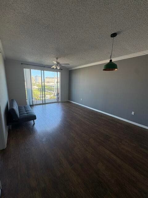 616 Clearwater Park Road 611, West Palm Beach, FL 33401 — photo 4 of 14