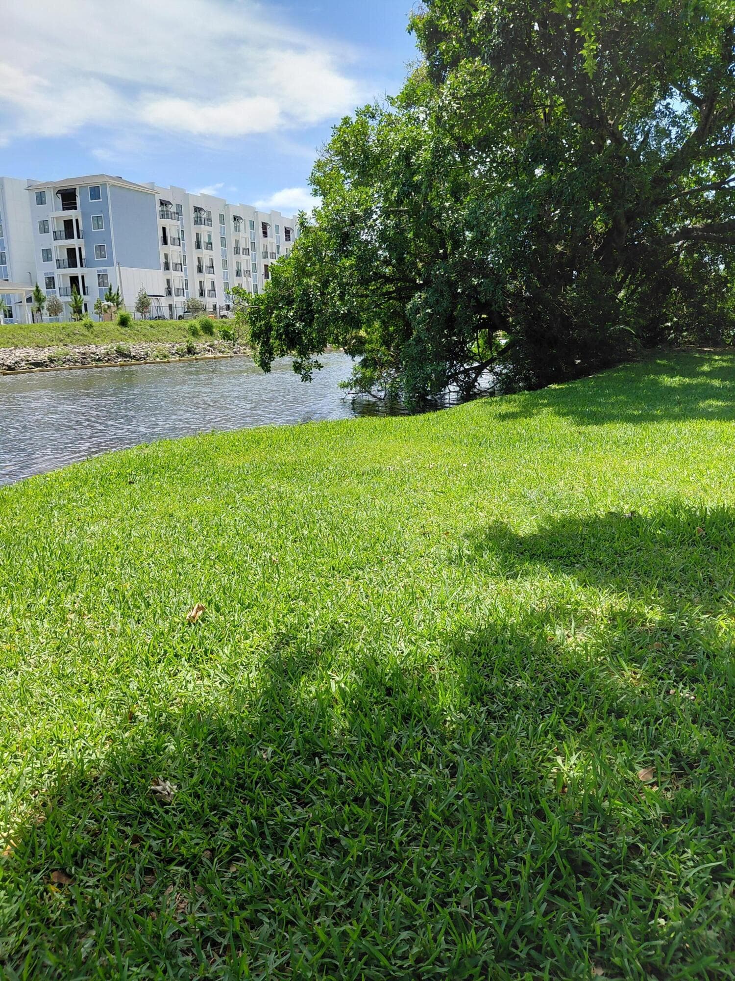 2403 S Waterside Drive 2403, Lake Worth, FL 33461 — photo 3 of 11