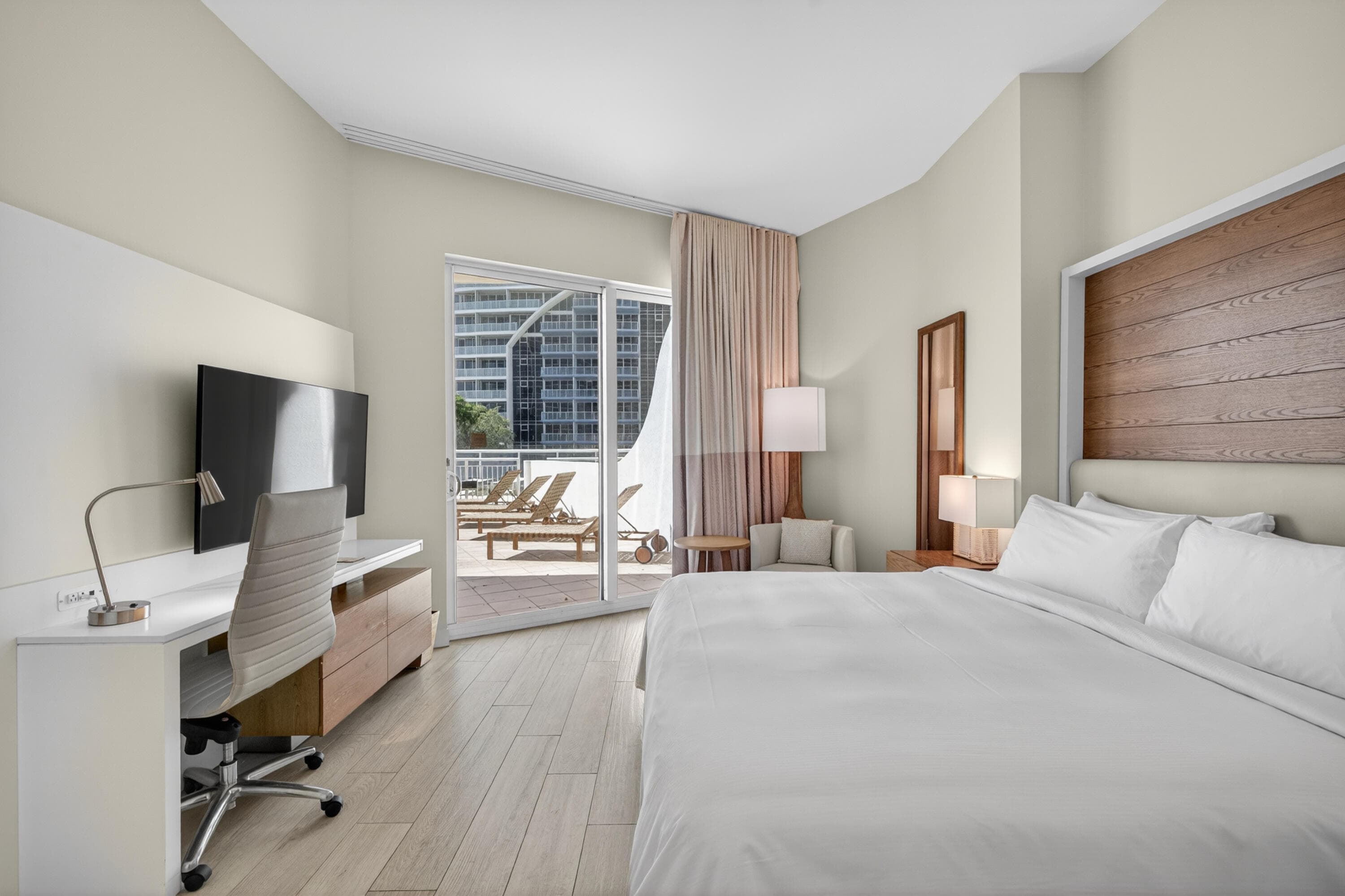 505 N Fort Lauderdale Beach Boulevard 605, Fort Lauderdale, FL 33304 — photo 11 of 51