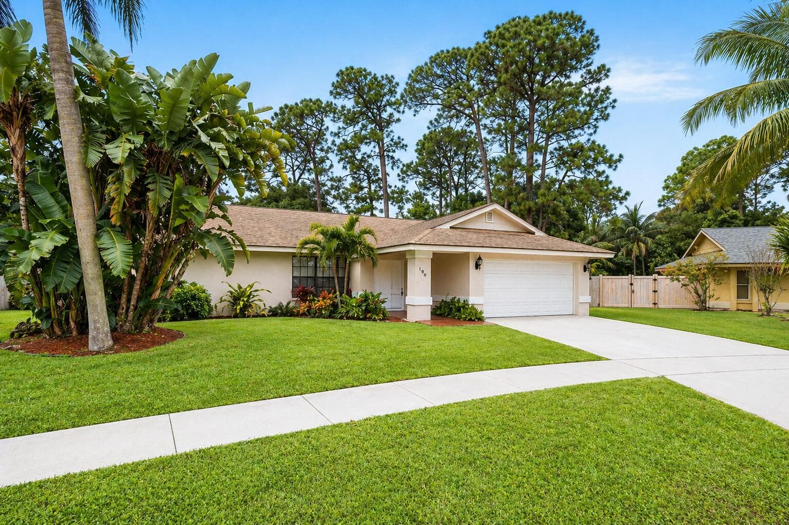 190 Parkwood Drive S, Royal Palm Beach, FL 33411 — photo 2 of 24