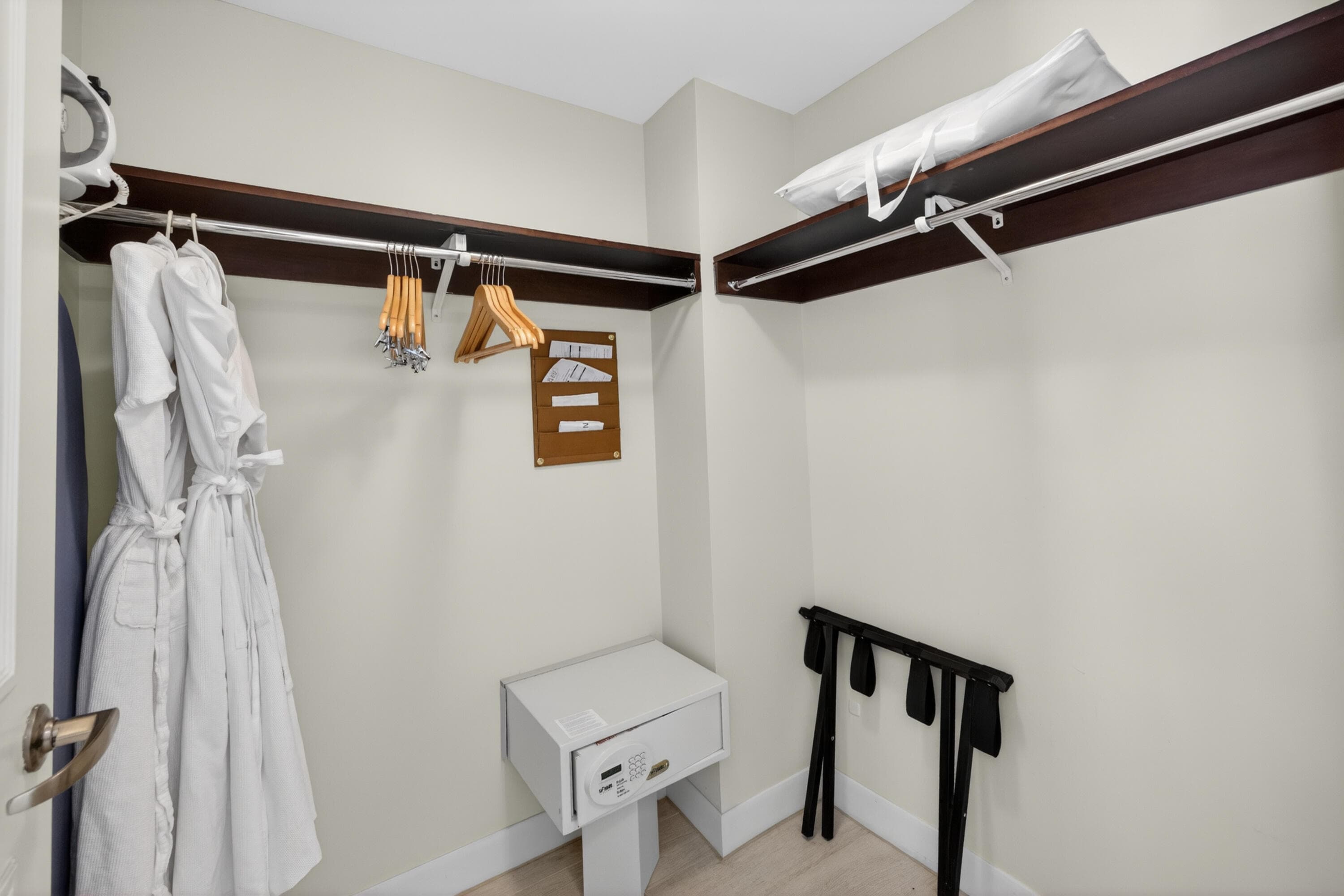 505 N Fort Lauderdale Beach Boulevard 605, Fort Lauderdale, FL 33304 — photo 19 of 51