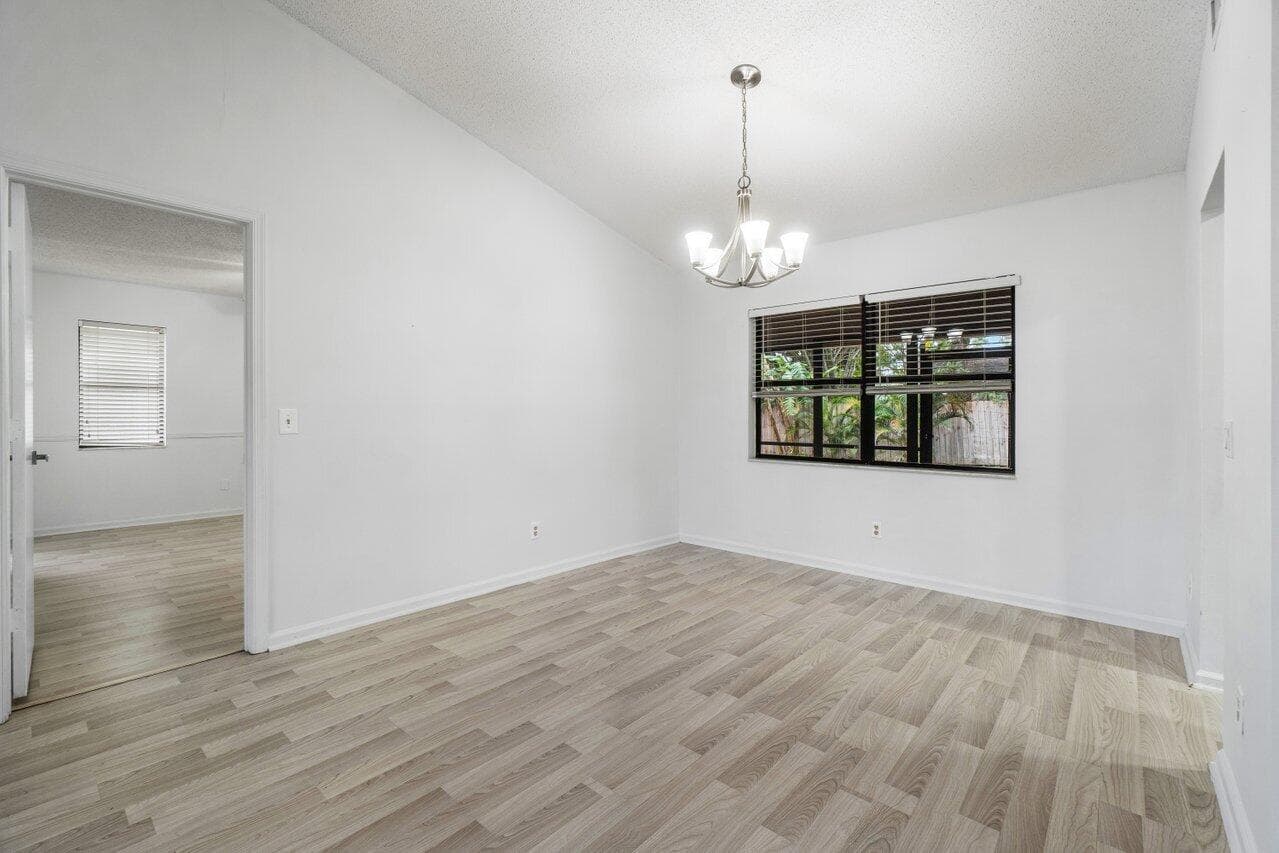 190 Parkwood Drive S, Royal Palm Beach, FL 33411 — photo 8 of 24
