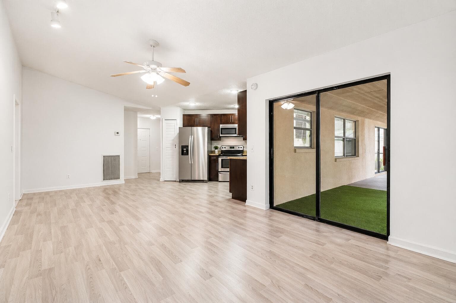 190 Parkwood Drive S, Royal Palm Beach, FL 33411 — photo 17 of 24