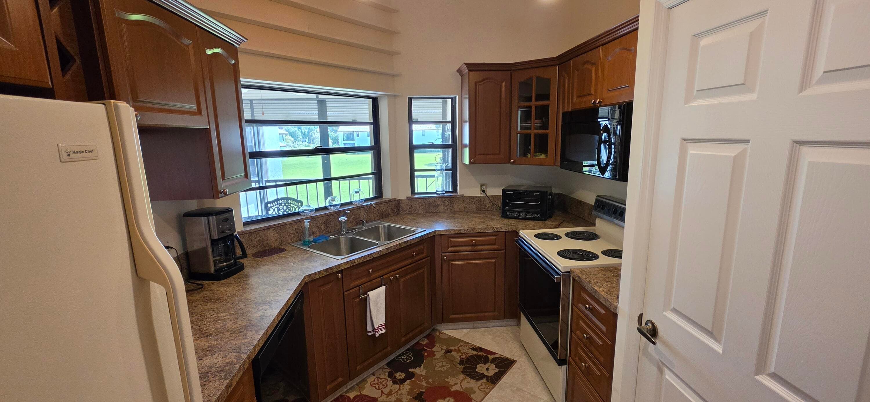 6043 Parkwalk Drive, Boynton Beach, FL 33472 — photo 24 of 34