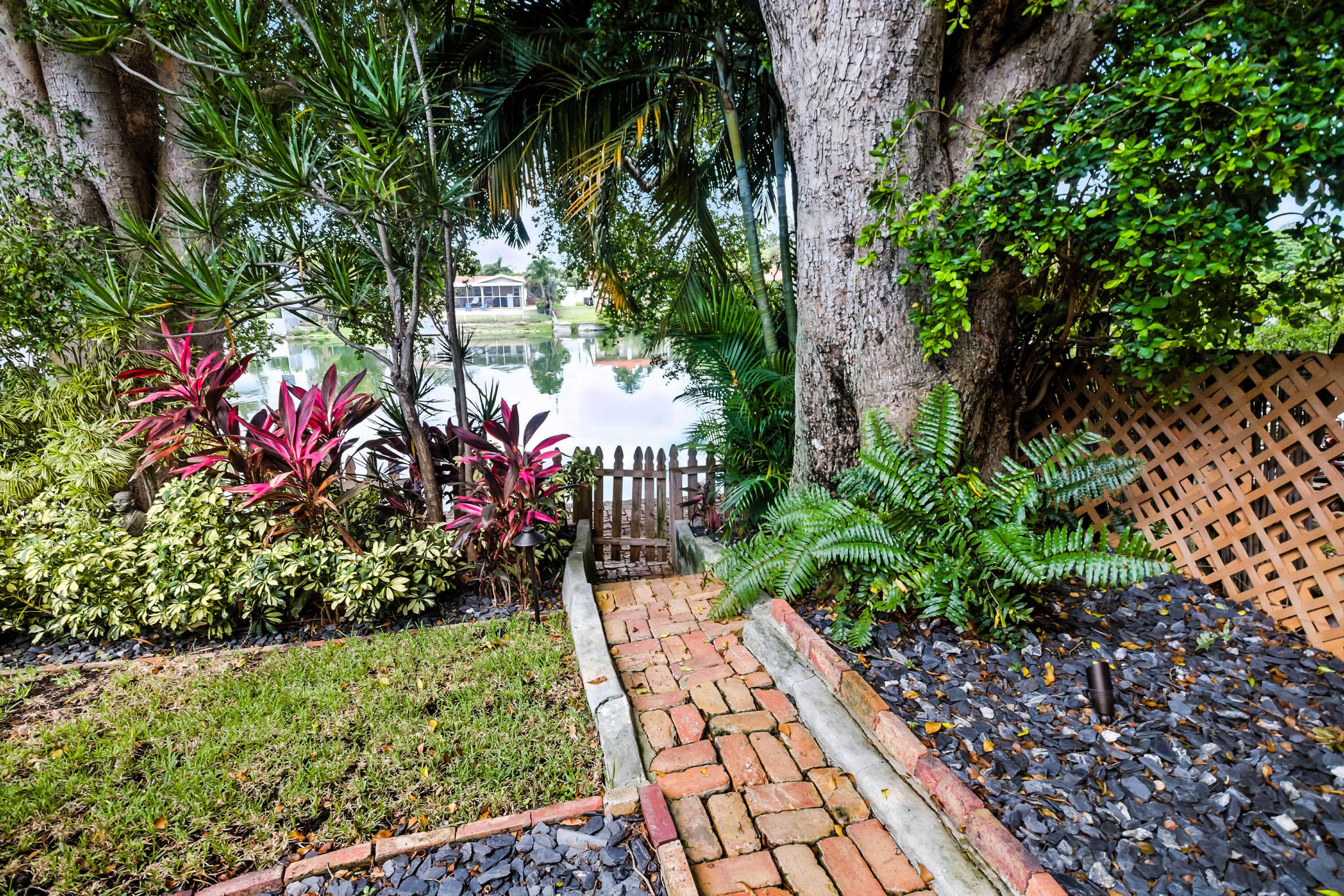 1625 NE 20th Avenue, Fort Lauderdale, FL 33305 — photo 45 of 53