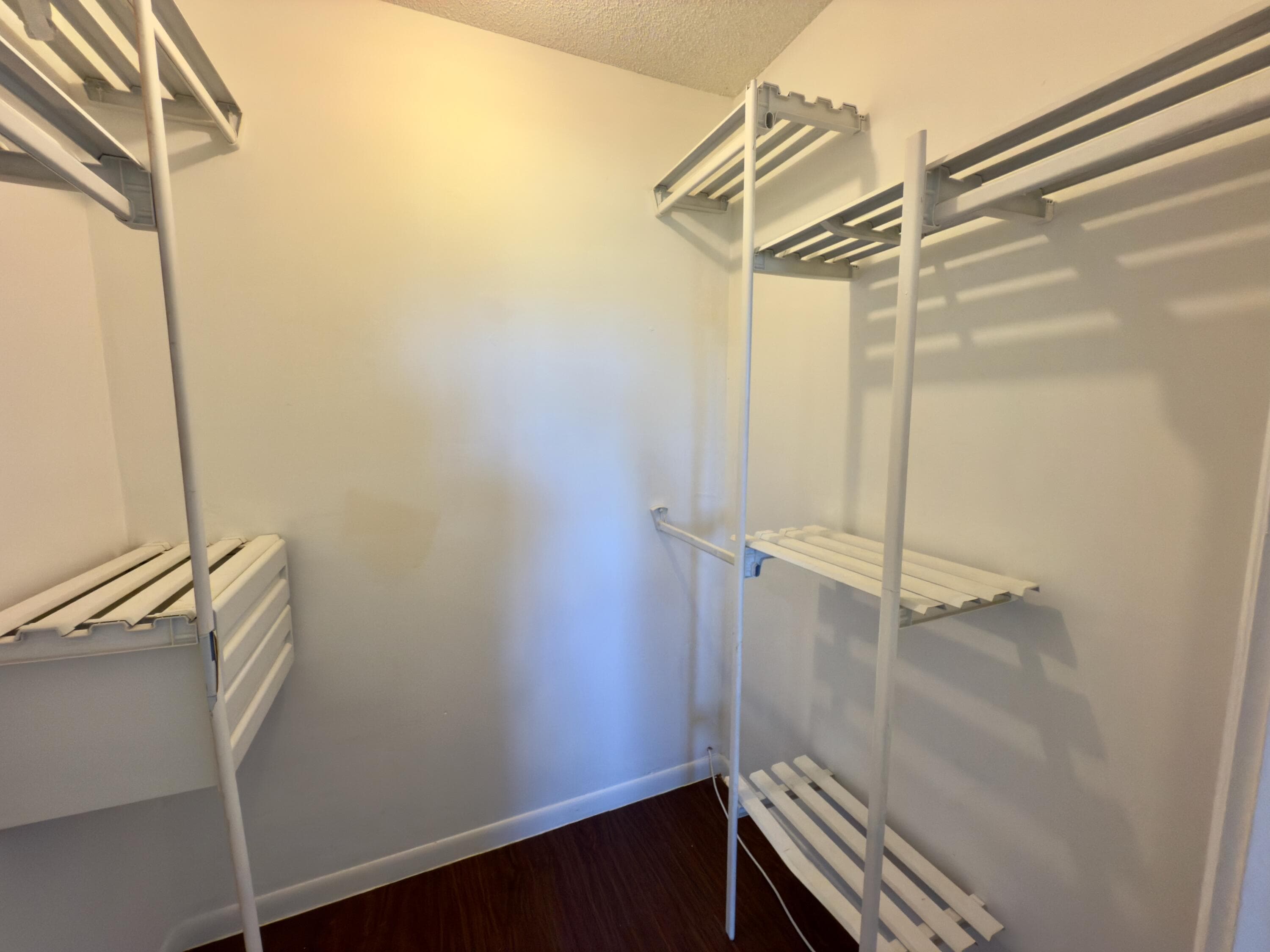 560 SE 2nd Avenue, Deerfield Beach, FL 33441 — photo 12 of 23
