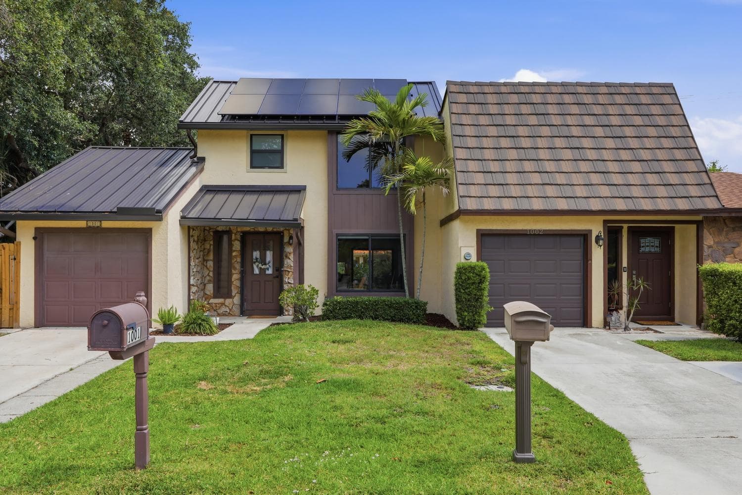 1001 Raintree Lane, Palm Beach Gardens, FL 33410 — photo 1 of 47
