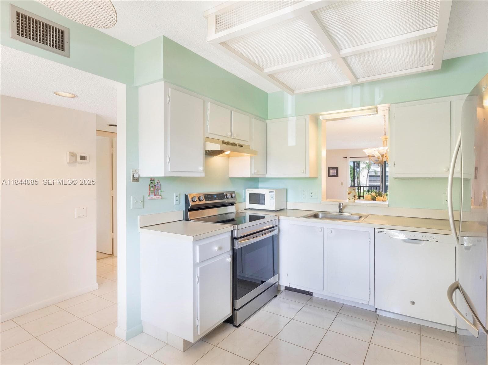 14360 Strathmore Lane 203, Delray Beach, FL 33446 — photo 13 of 41