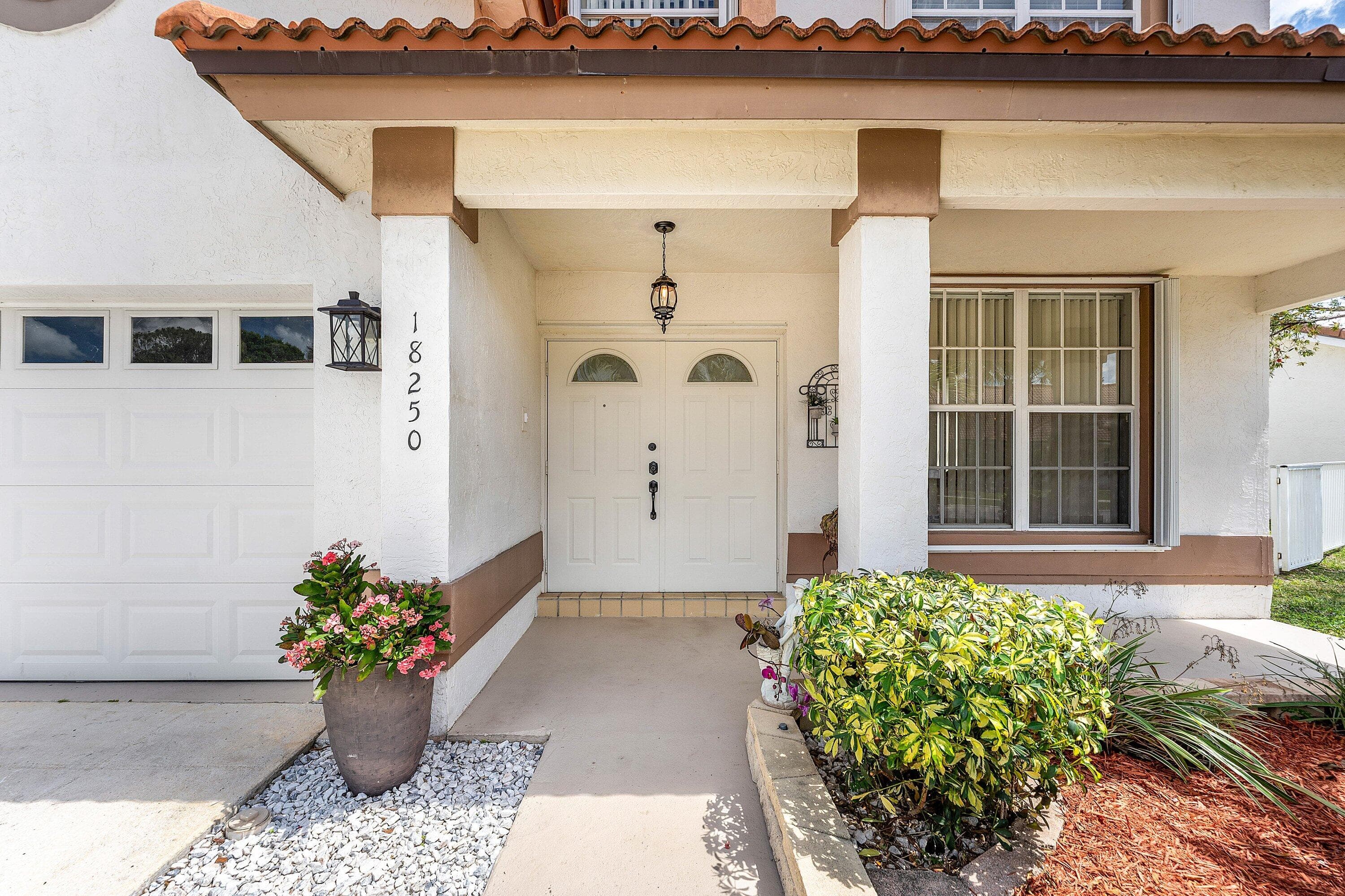 18250 Blue Lake Way, Boca Raton, FL 33498 — photo 4 of 50