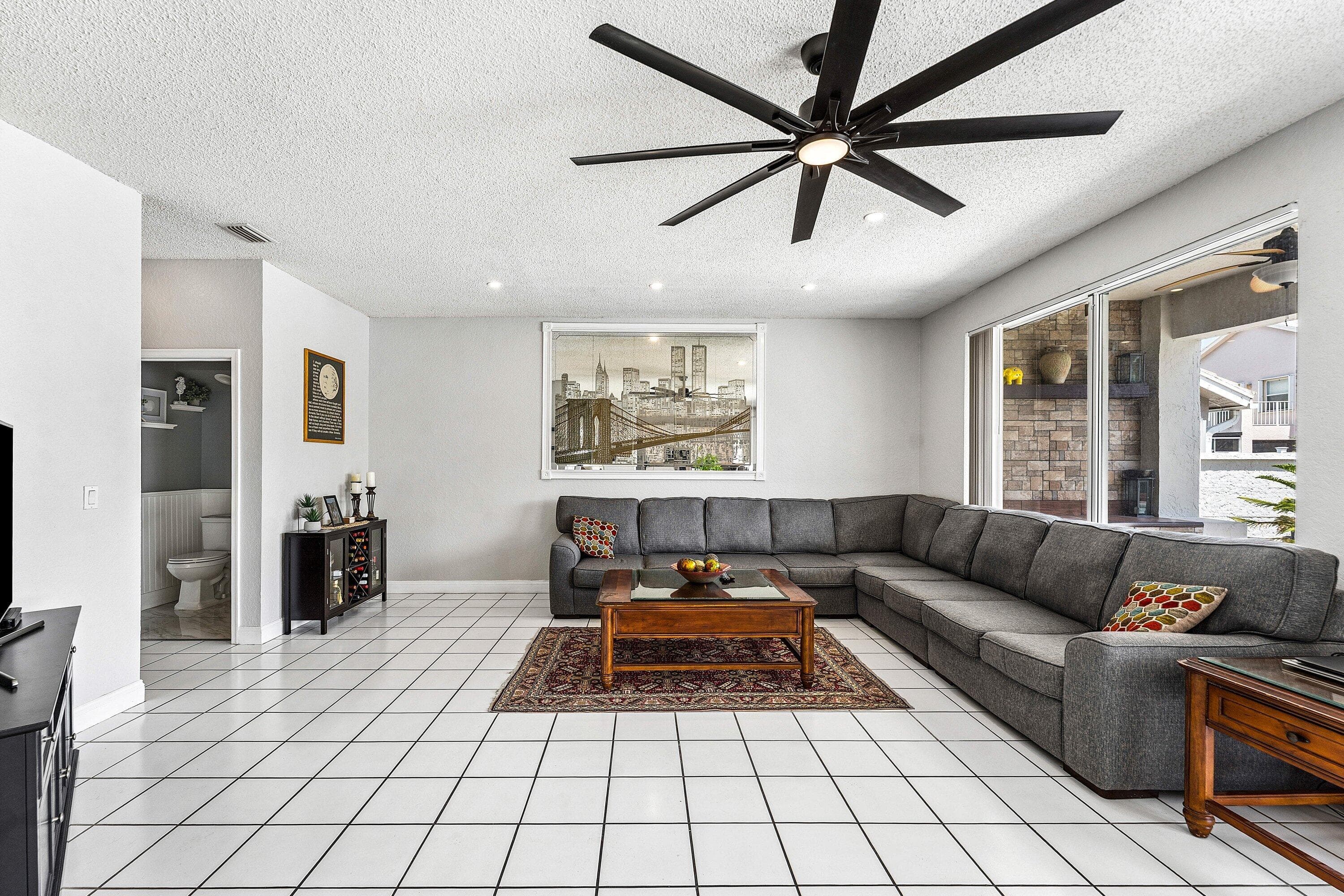 18250 Blue Lake Way, Boca Raton, FL 33498 — photo 11 of 50