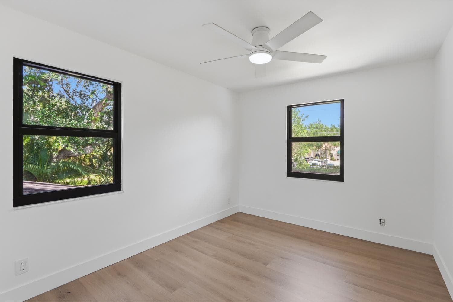 1001 Raintree Lane, Palm Beach Gardens, FL 33410 — photo 19 of 47
