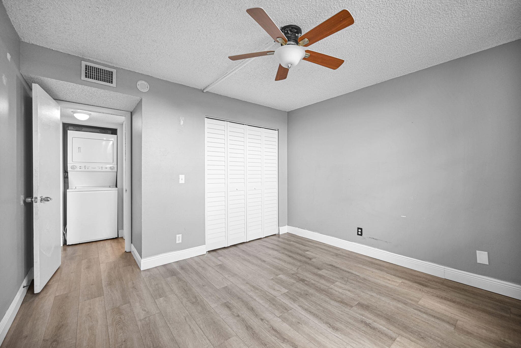 6190 Woodlands Boulevard 312, Tamarac, FL 33319 — photo 20 of 28