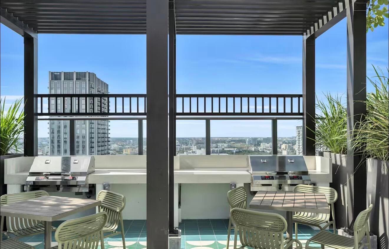 11 NE 6th Street 2507, Miami, FL 33132 — photo 26 of 38