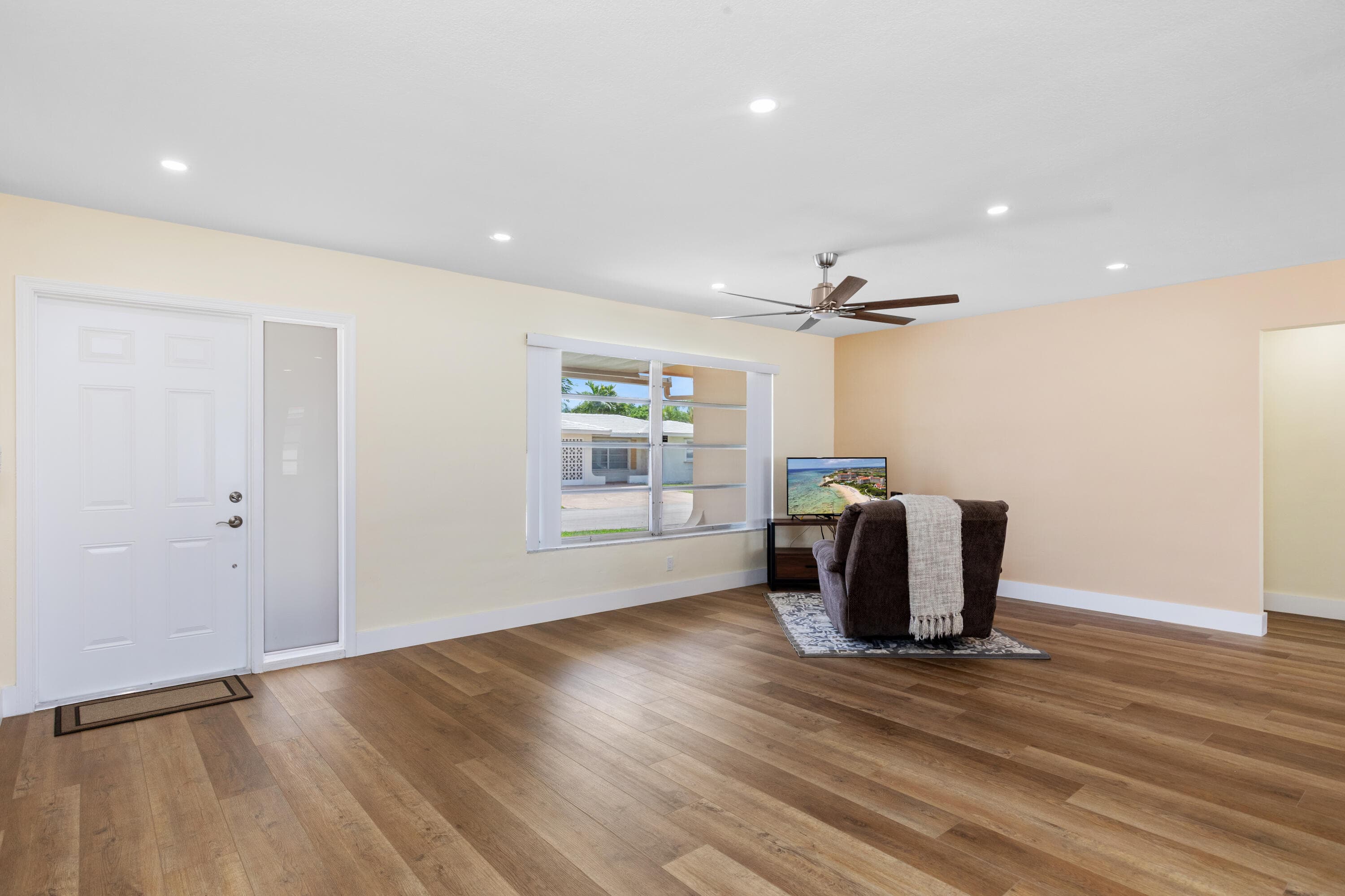 4405 NW 43rd Terrace, Tamarac, FL 33319 — photo 18 of 48