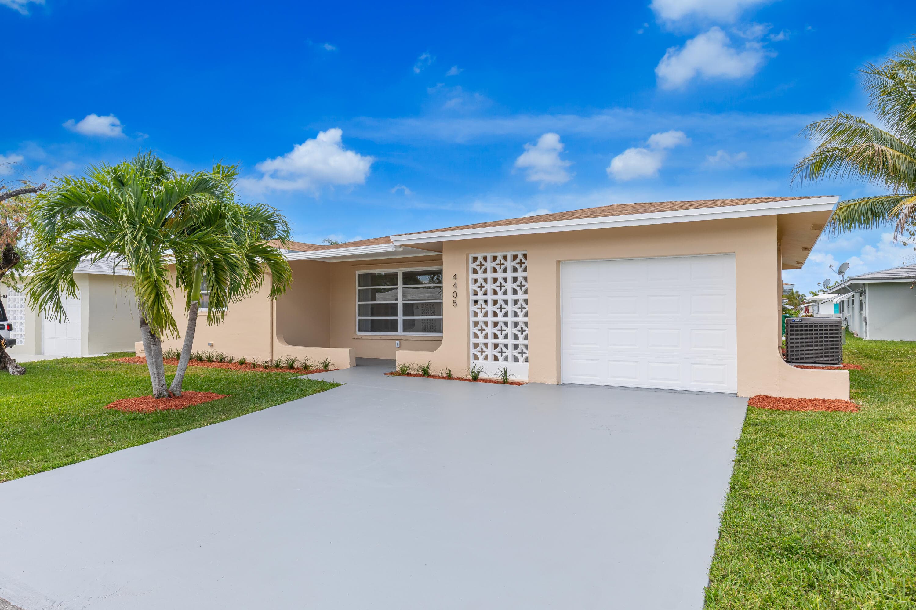 4405 NW 43rd Terrace, Tamarac, FL 33319 — photo 2 of 48