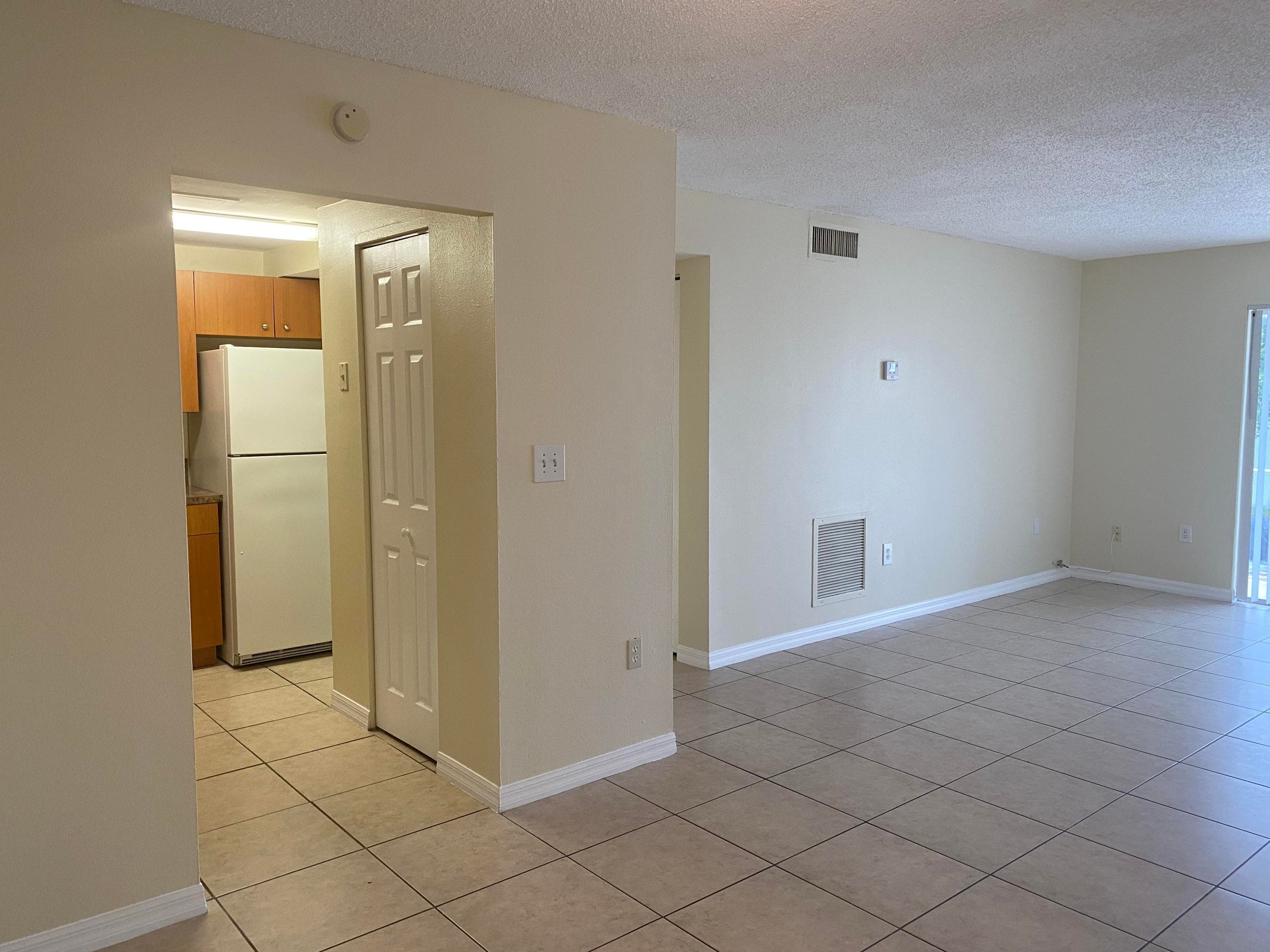 405 Executive Center Drive 208, West Palm Beach, FL 33401 — photo 9 of 34