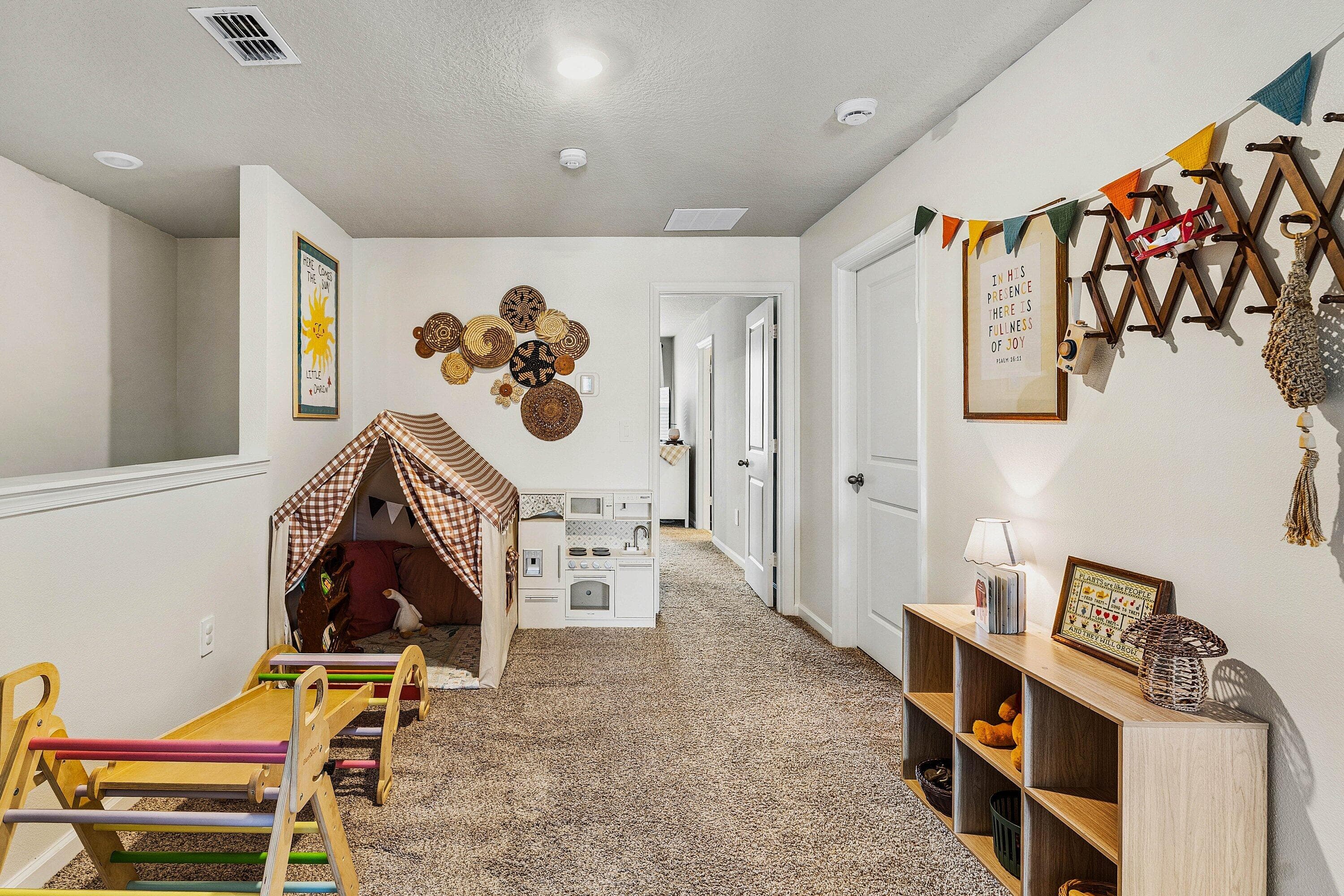 5739 SE Edgewater Circle, Stuart, FL 34997 — photo 12 of 29