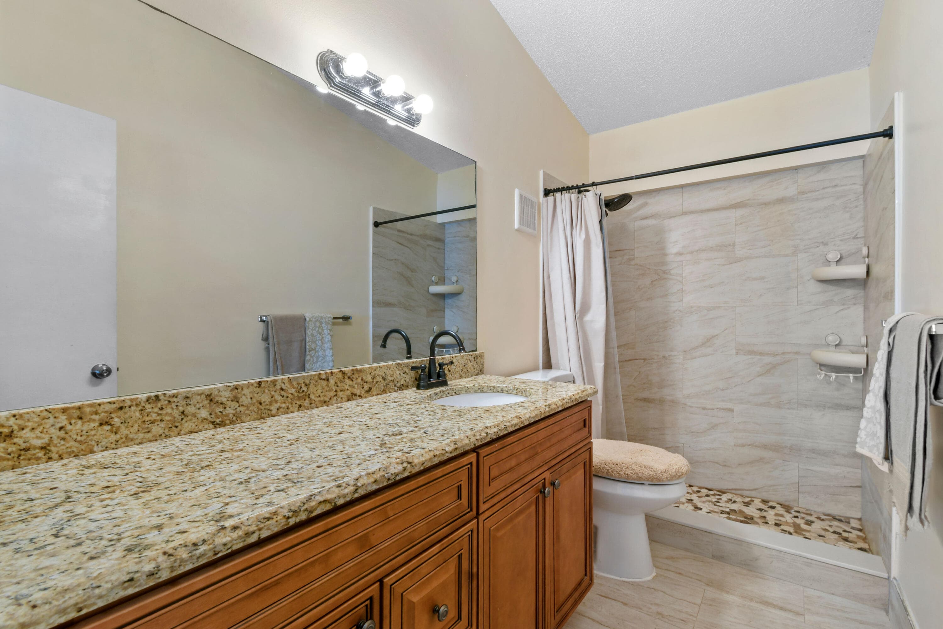 4 Knightsbridge Lane, Boynton Beach, FL 33426 — photo 21 of 51