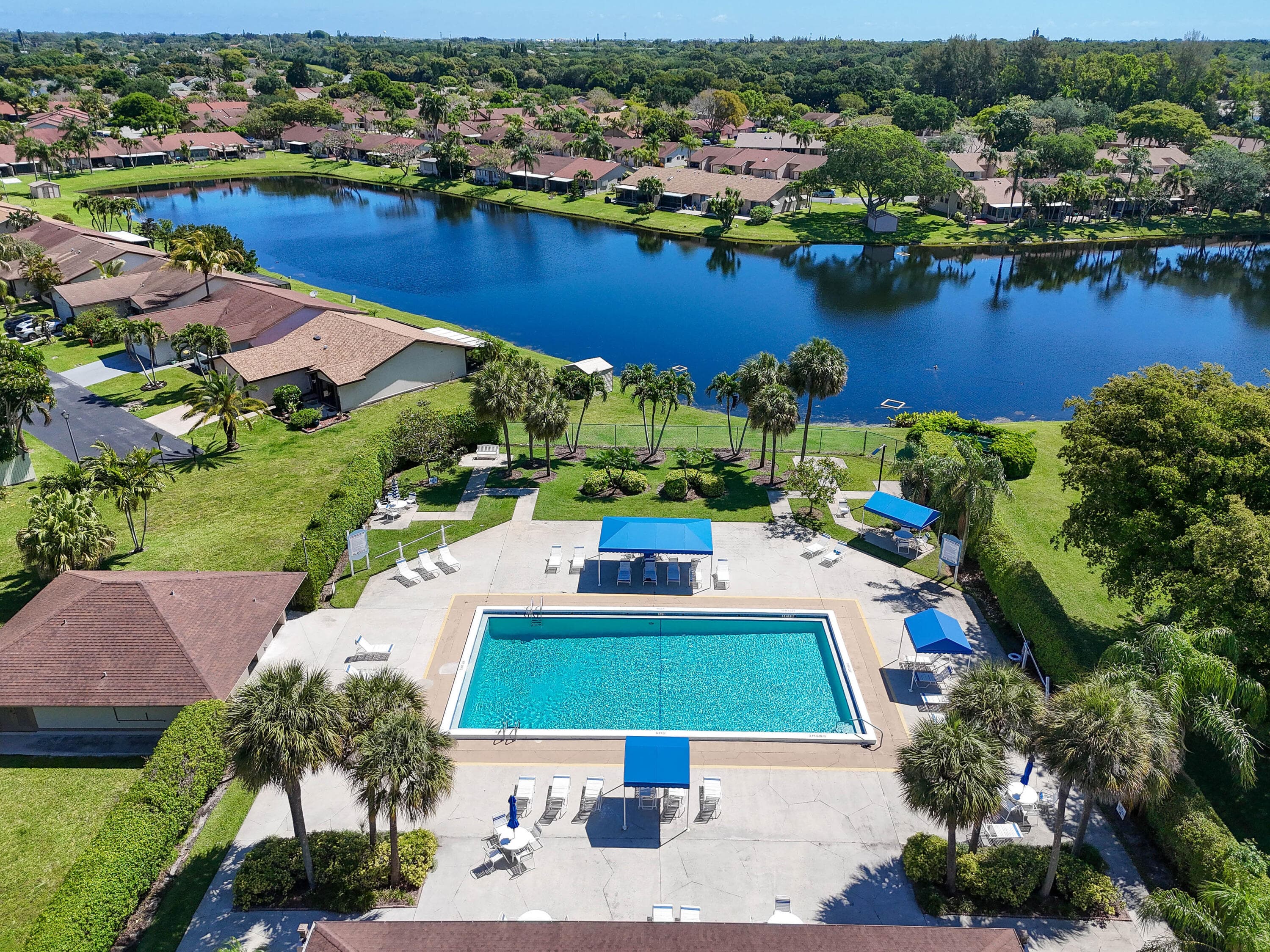 4 Knightsbridge Lane, Boynton Beach, FL 33426 — photo 46 of 51